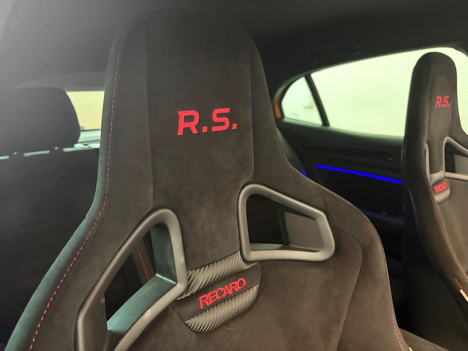 RENAULT Mégane Trophy 300 - Sièges Recaro RS-image-12