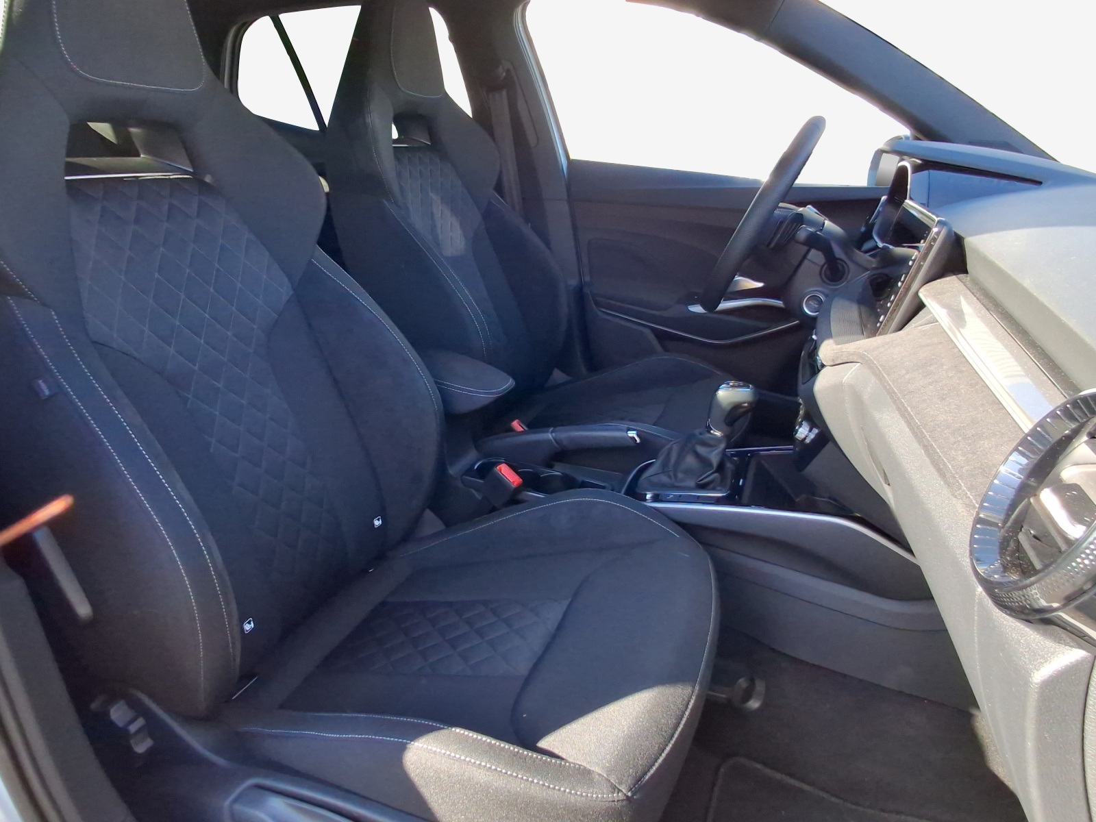 SKODA Fabia 1.5 TSI Dynamic DSG-image-15