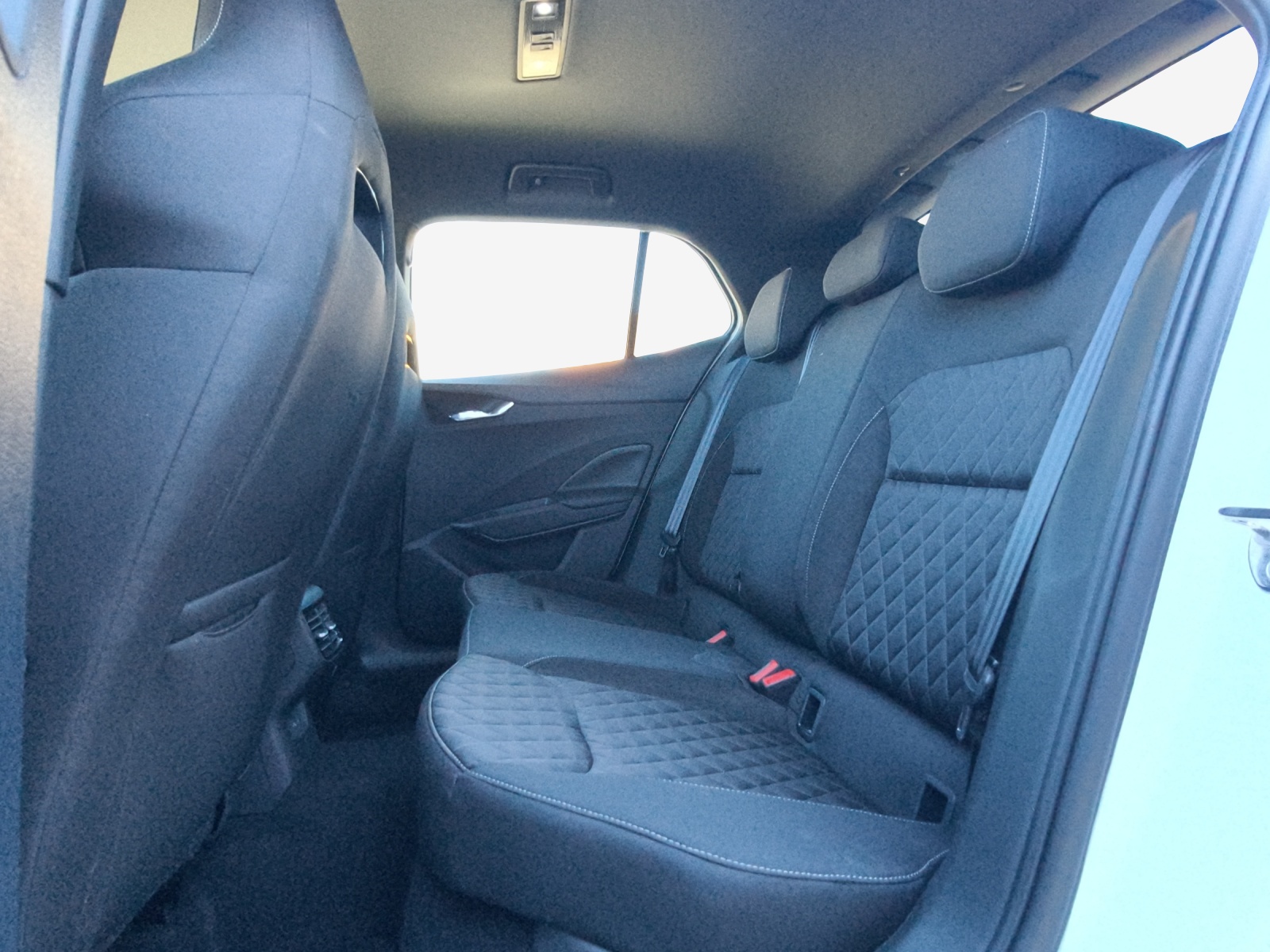 SKODA Fabia 1.5 TSI Dynamic DSG-image-11