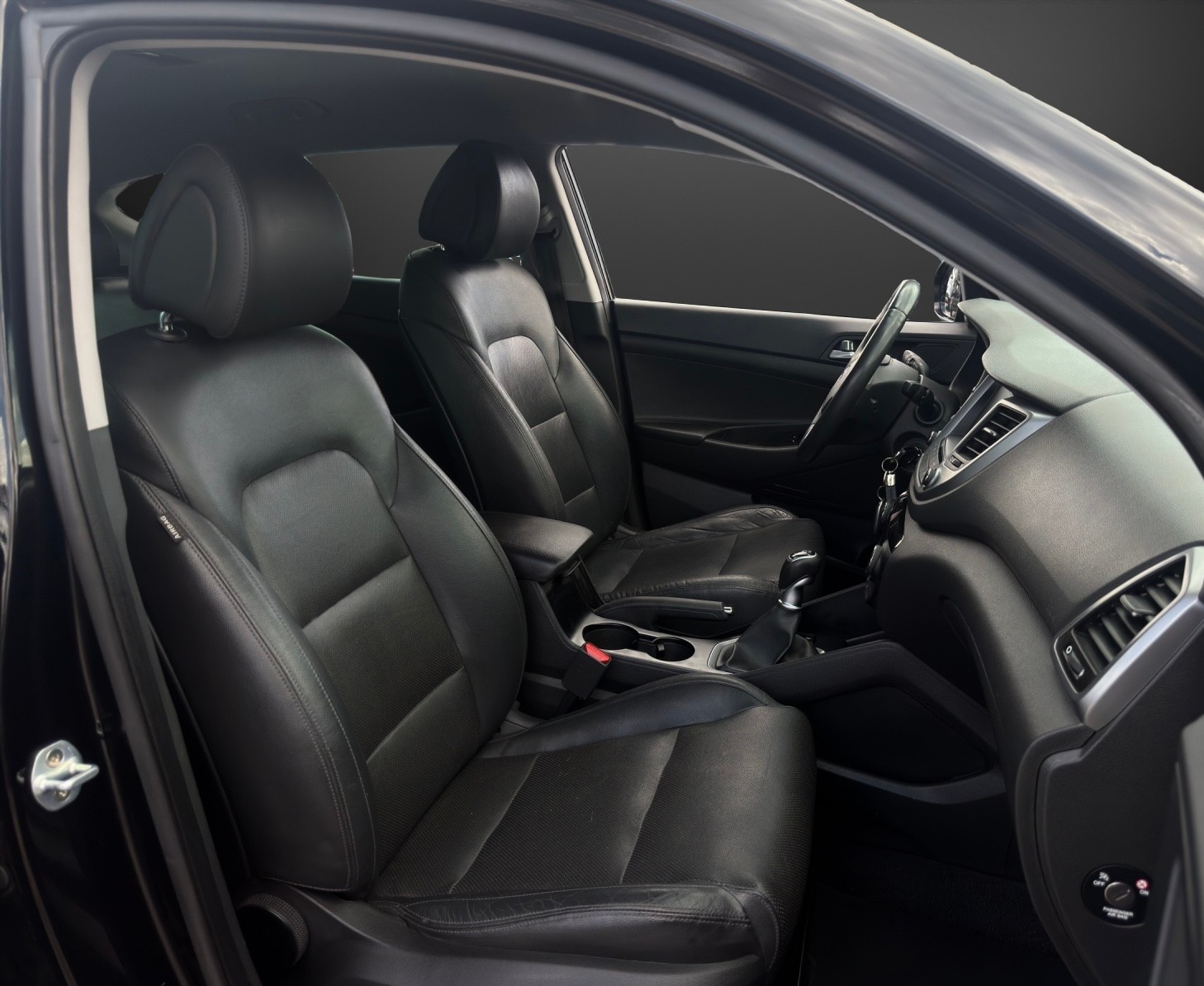 HYUNDAI Tucson 1.6 GDI-image-8