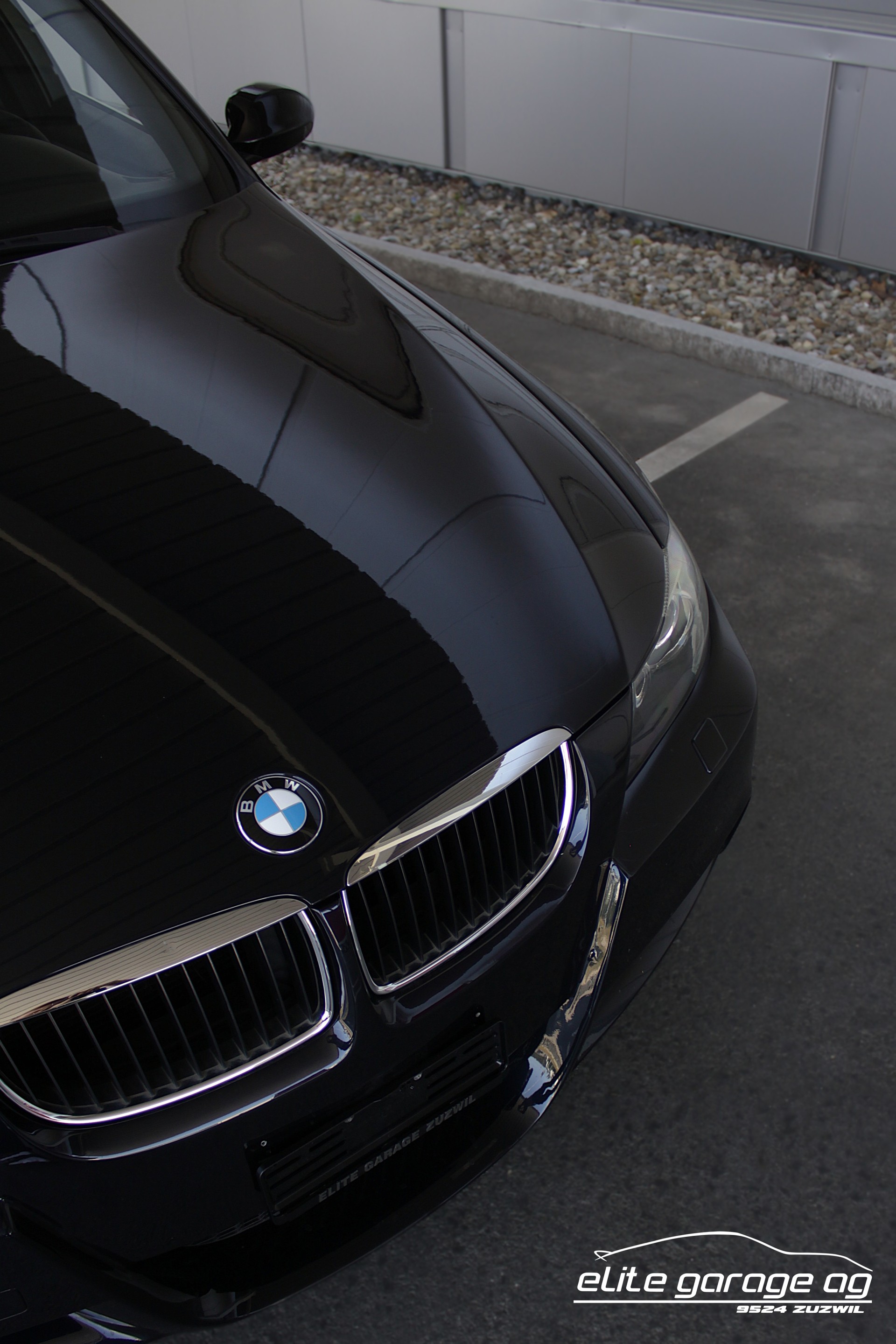 BMW 320si 1/2600-image-11