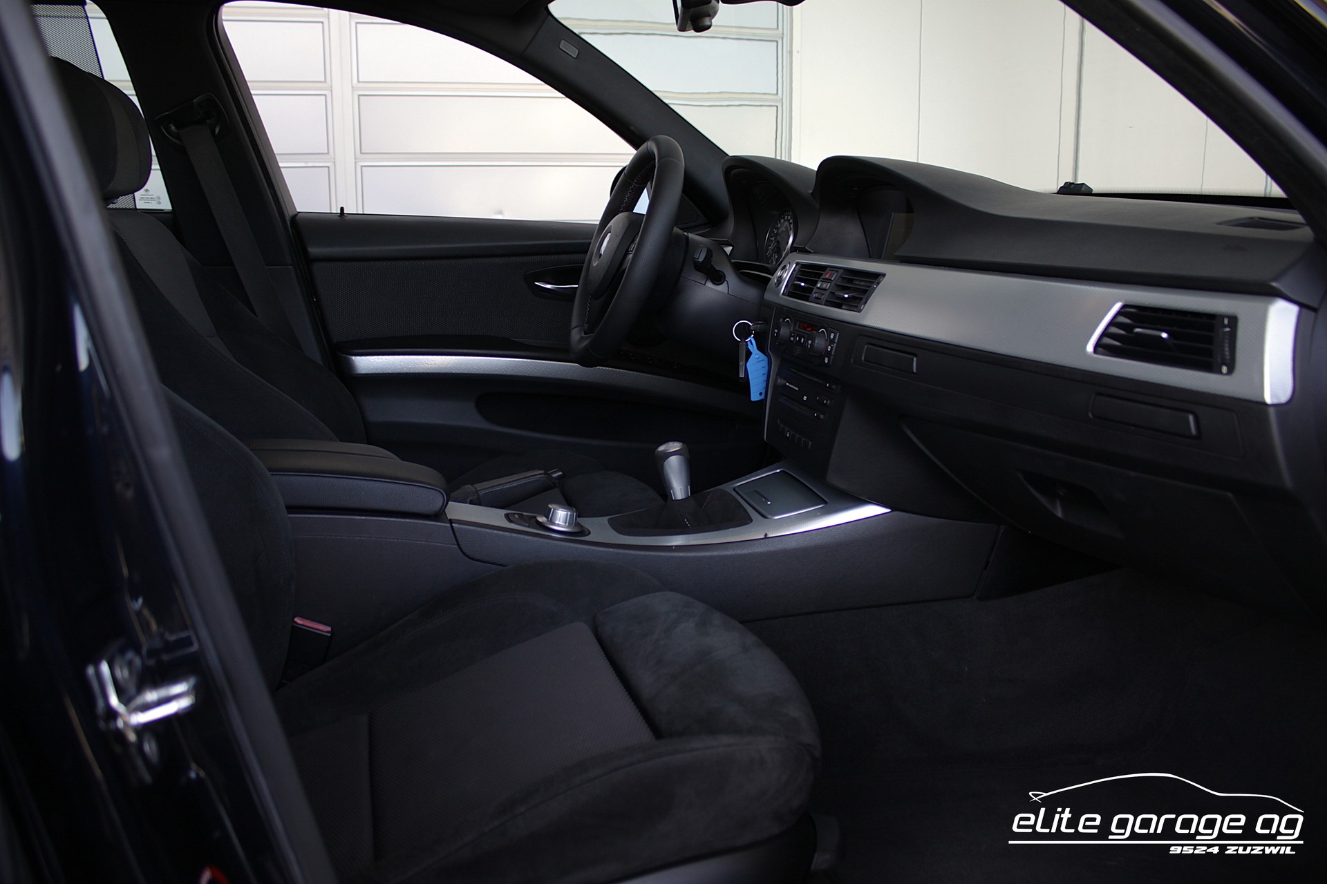 BMW 320si 1/2600-image-14