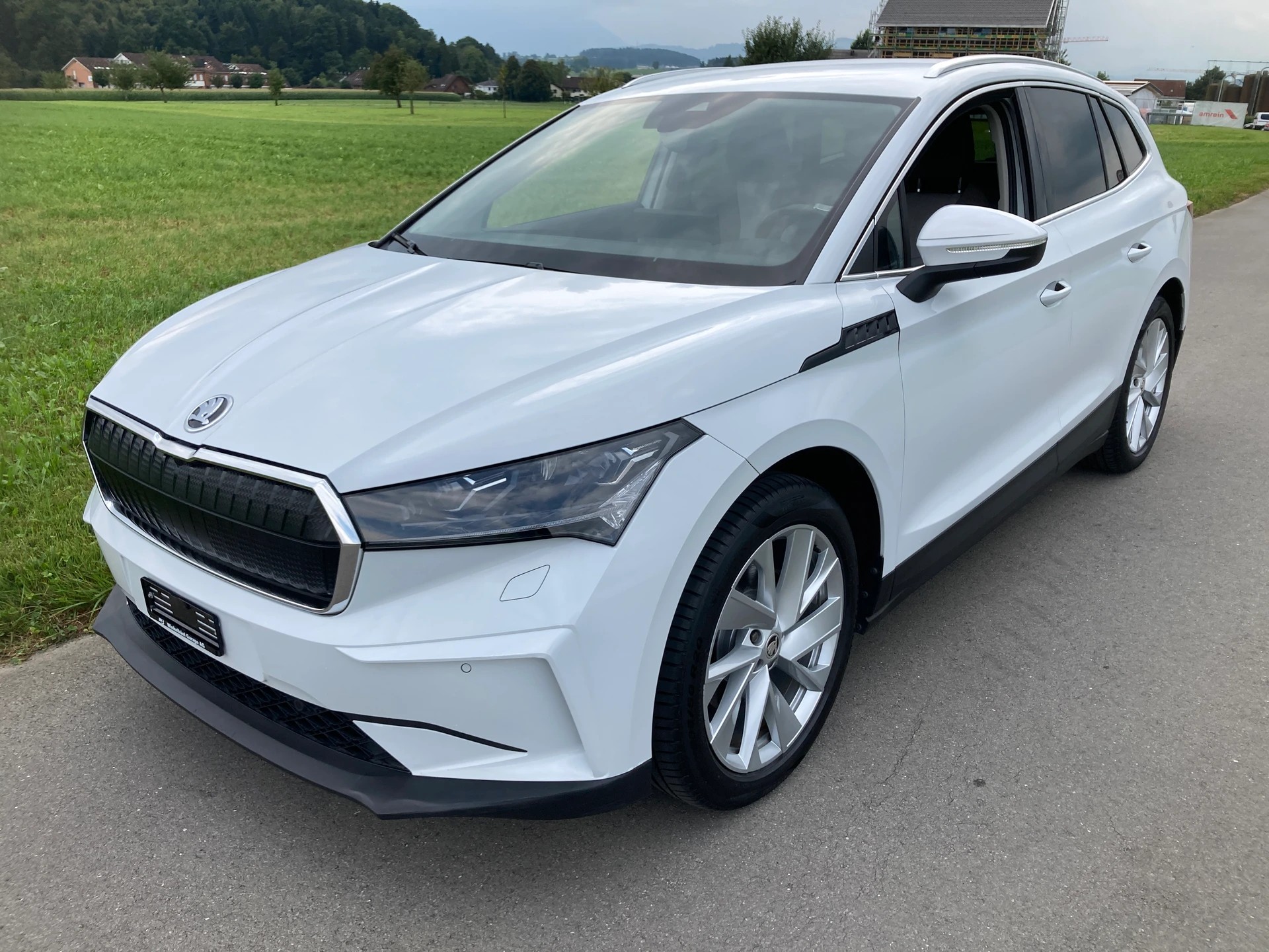 SKODA Enyaq iV 60-image-0
