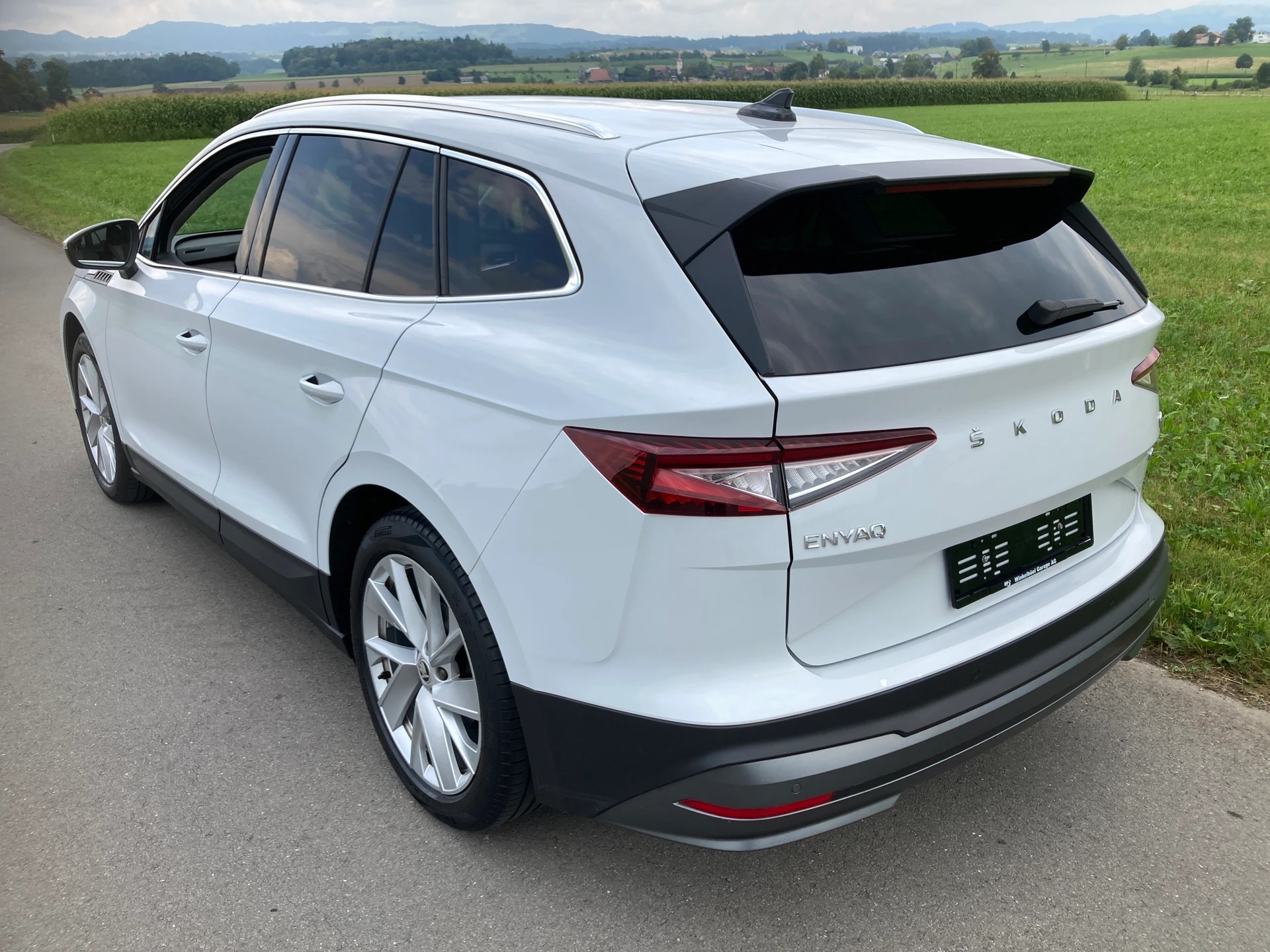 SKODA Enyaq iV 60-image-3