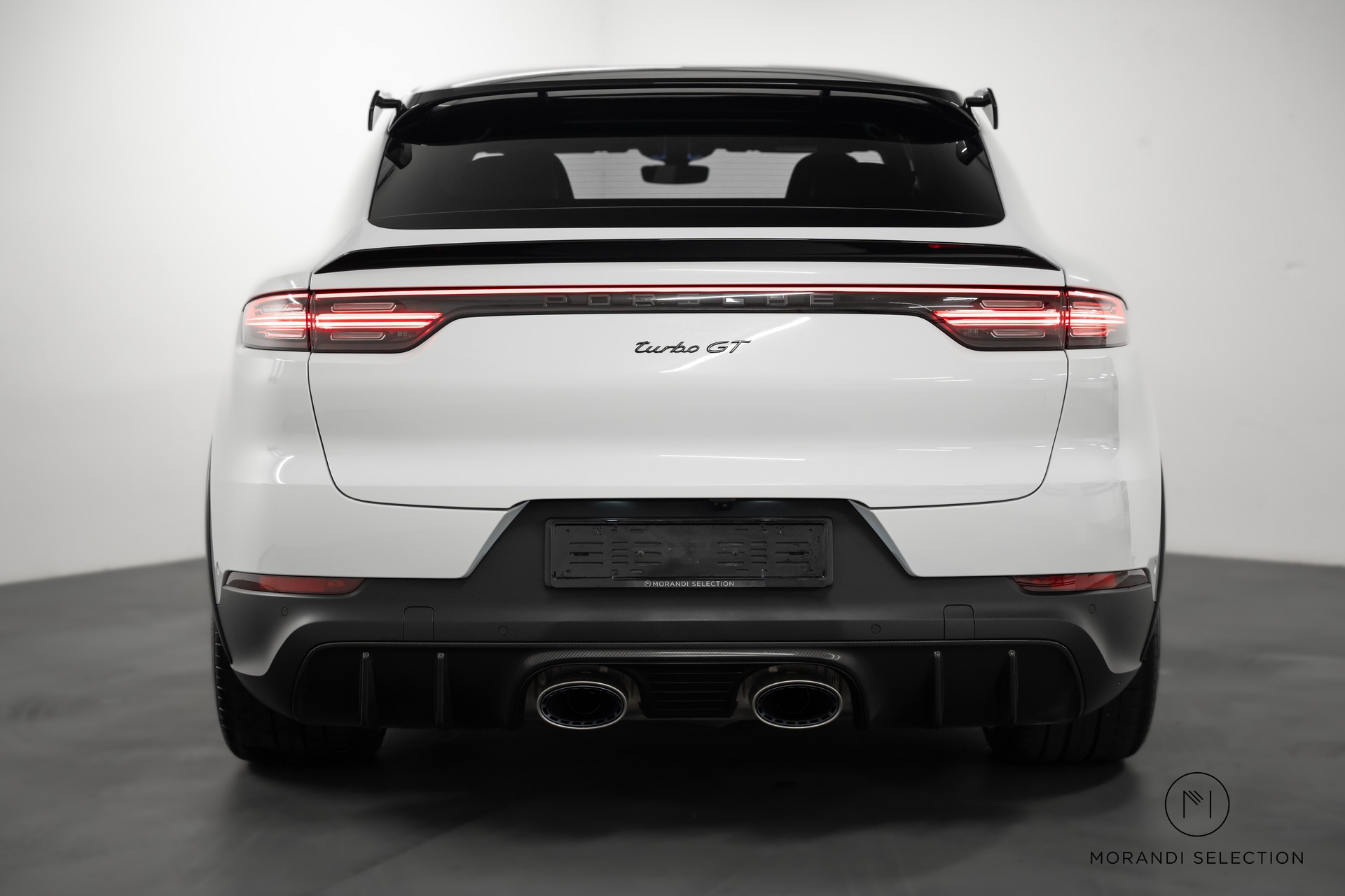 PORSCHE Cayenne Coupé 4.0 V8 Turbo GT-image-8