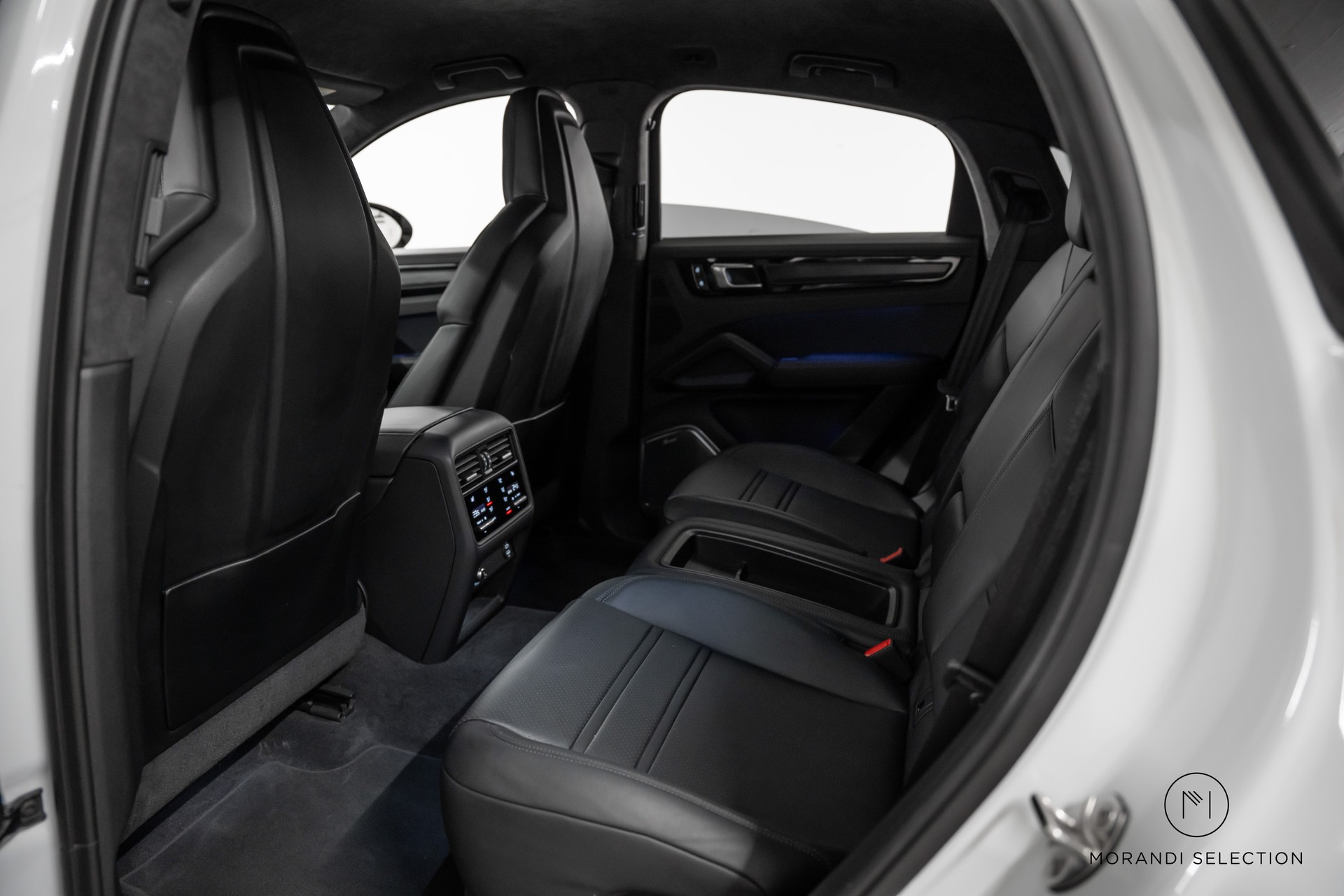 PORSCHE Cayenne Coupé 4.0 V8 Turbo GT-image-19