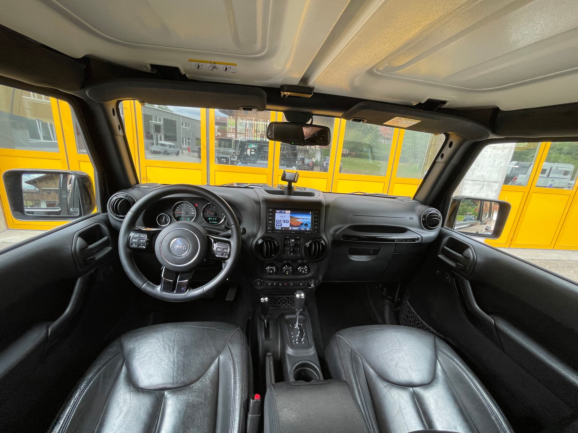 JEEP Wrangler 2.8CRD Unlimited Black Edition II Aut.-image-13