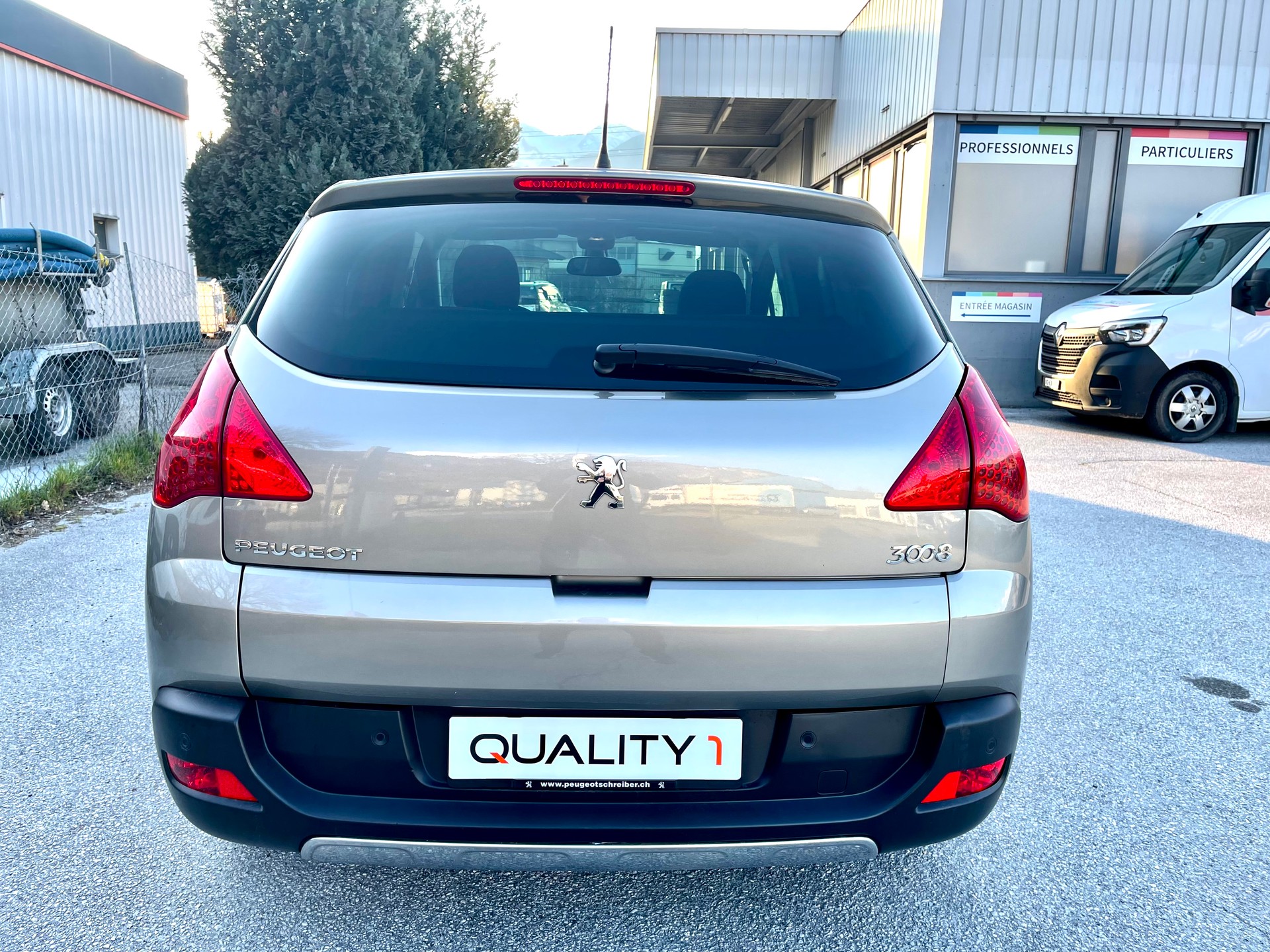 PEUGEOT 3008 1.6 16V T Sport Pack Tiptronic-image-26