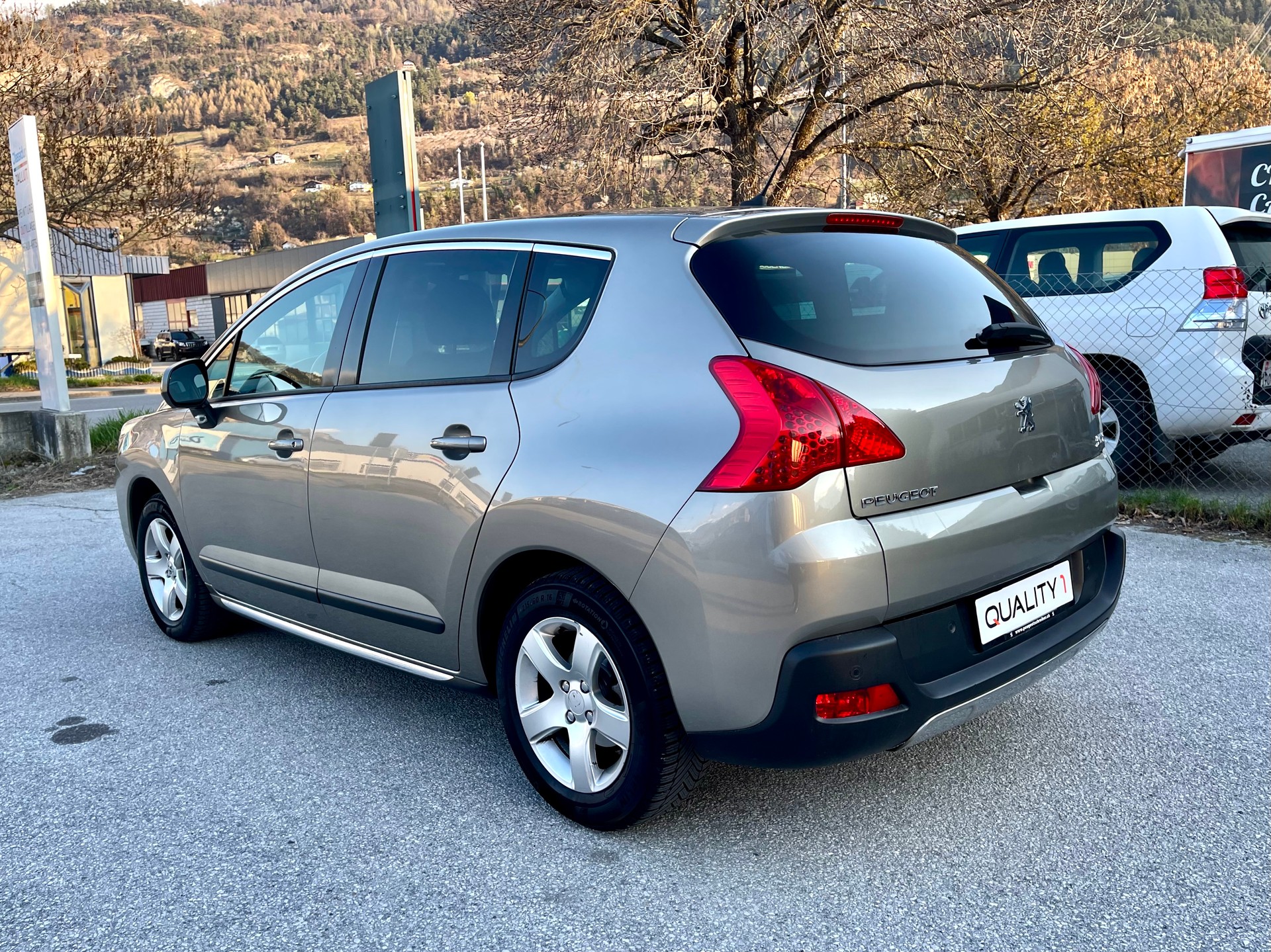 PEUGEOT 3008 1.6 16V T Sport Pack Tiptronic-image-24