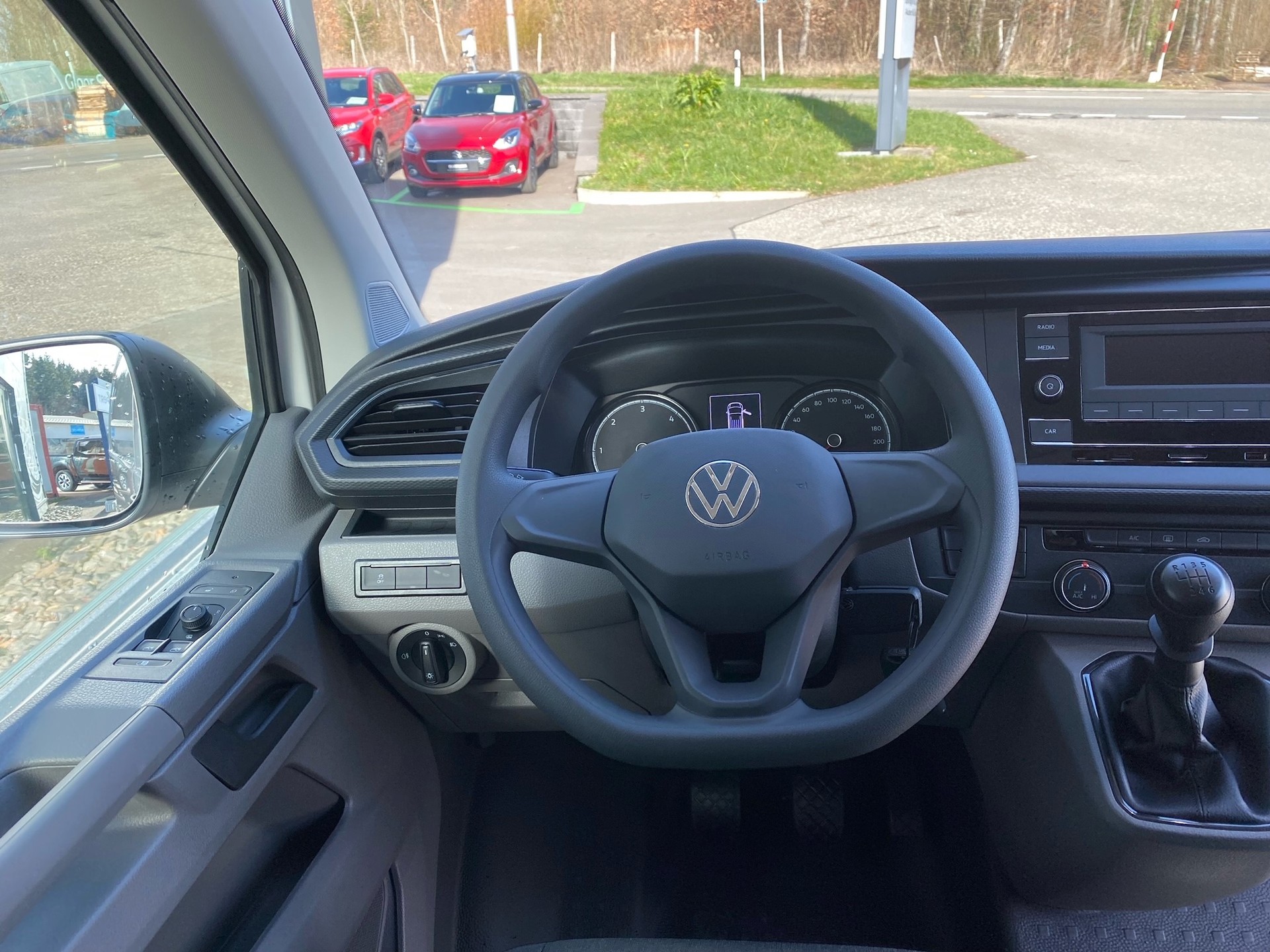 VW T6.1 2.0 TDI 4Motion-image-12