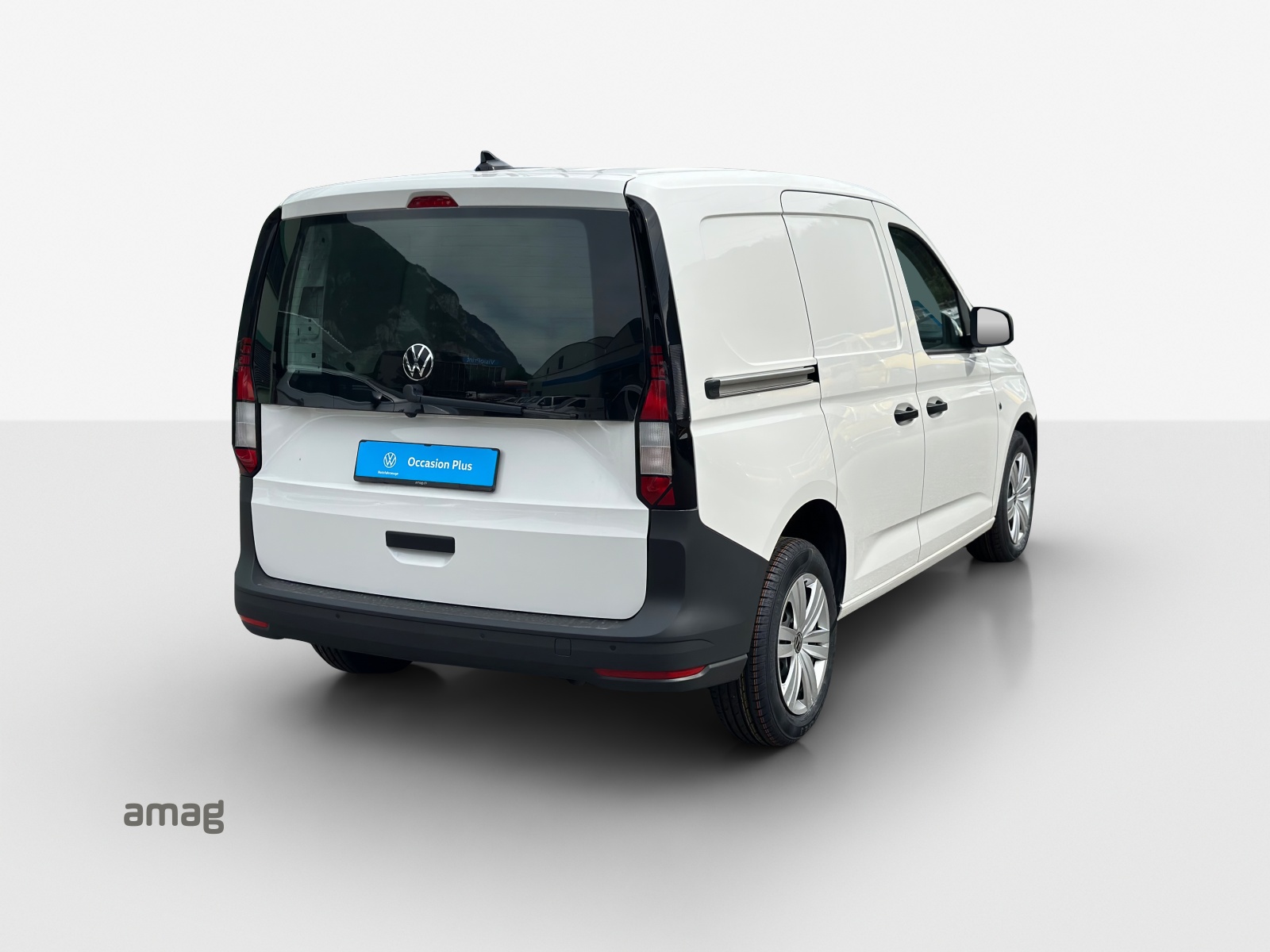 VW Caddy Cargo 2.0TDI 4Motion-image-4