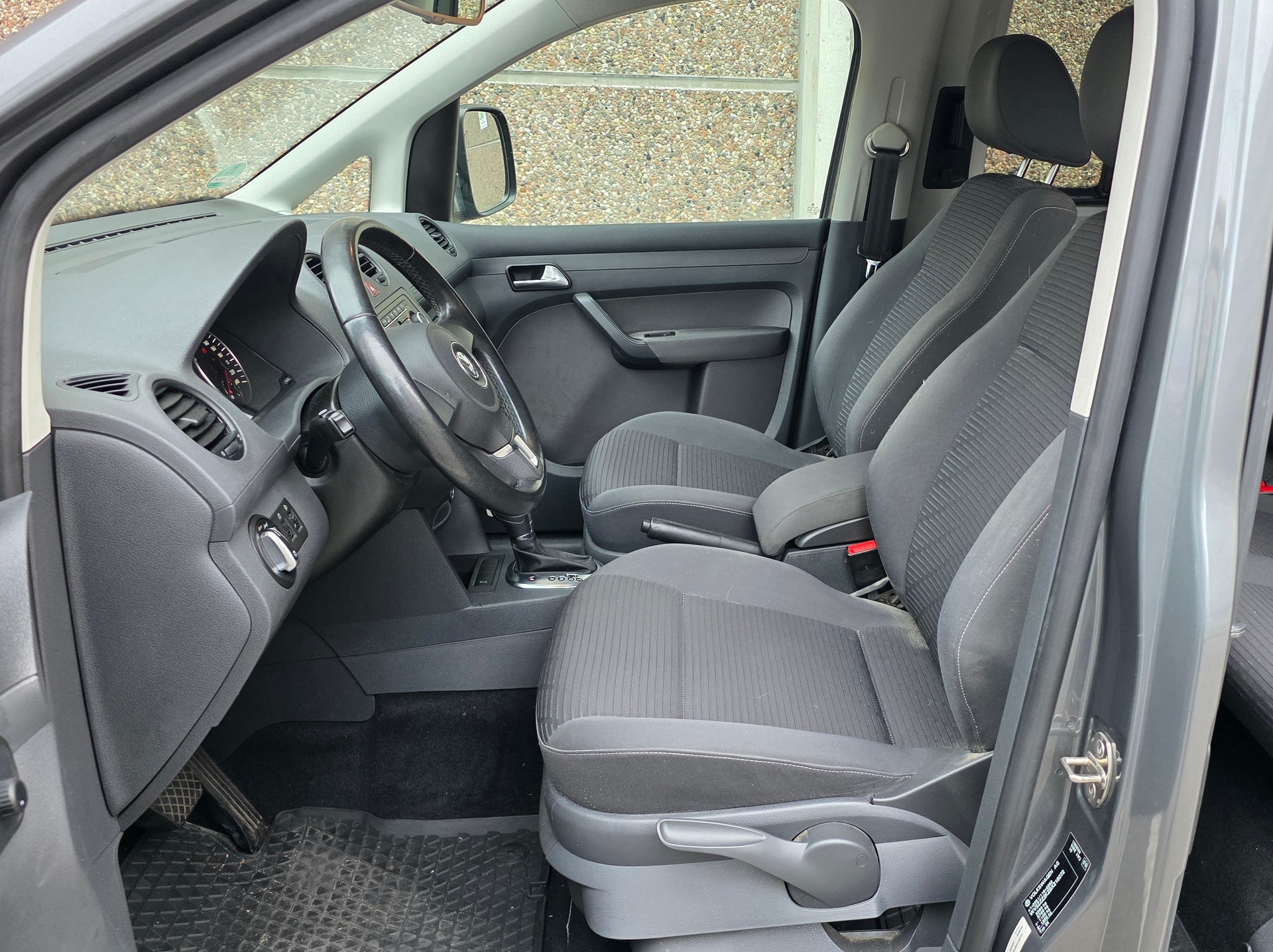 VW Caddy 1.6 TDI CR Highline ADSG-image-6