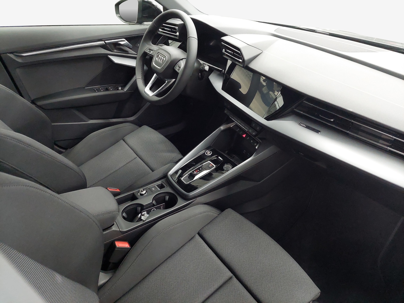 AUDI A3 Sportback TFSI 110 kW S line Attraction S tronic-image-14