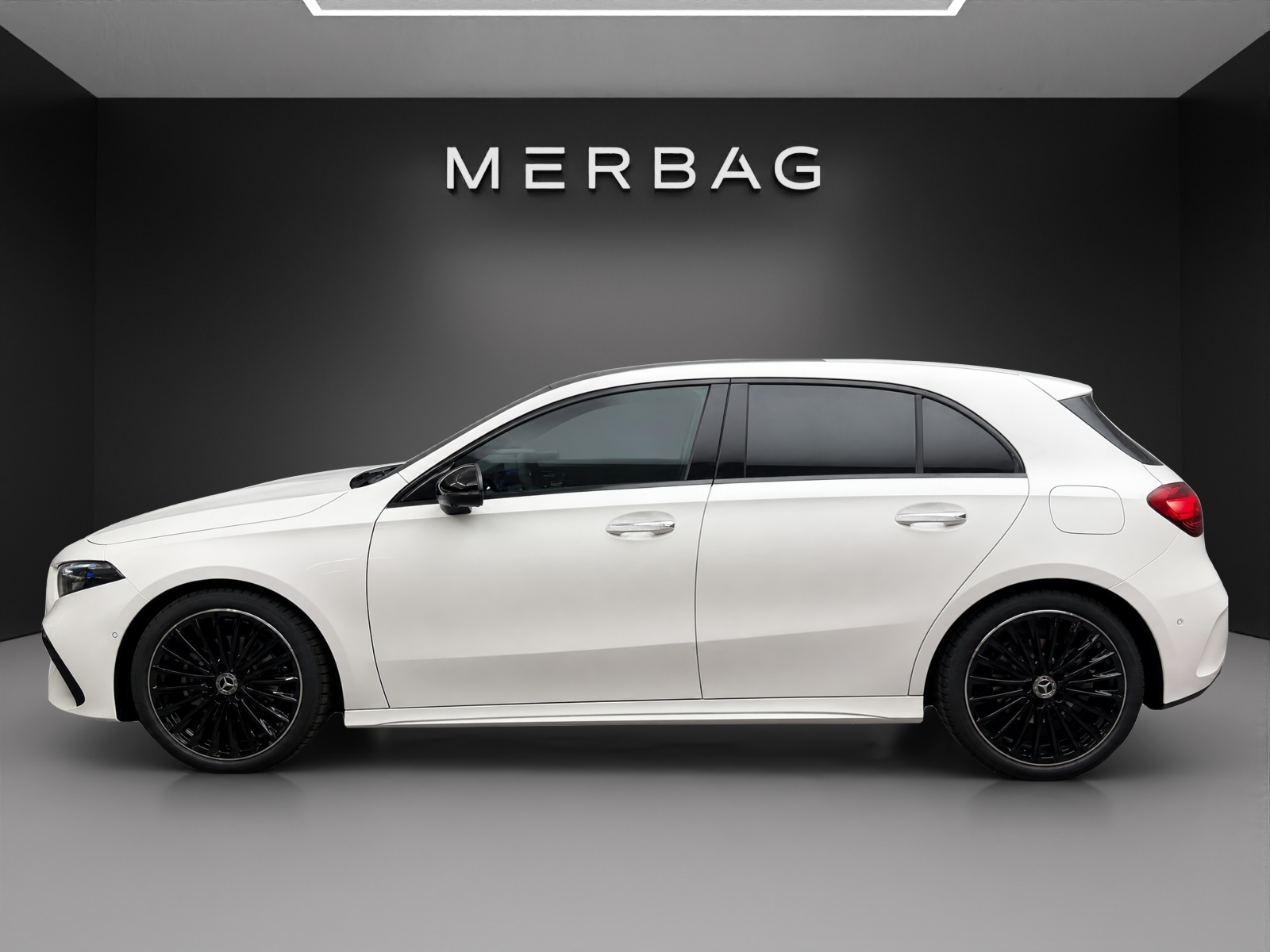 MERCEDES-BENZ A 200 Kompaktlimousine Night Star-image-2