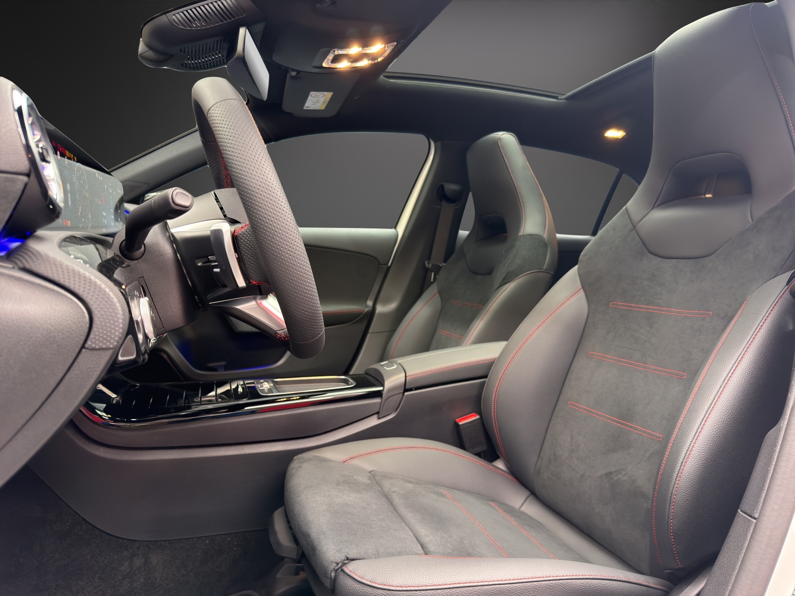 MERCEDES-BENZ A 200 Kompaktlimousine Night Star-image-9