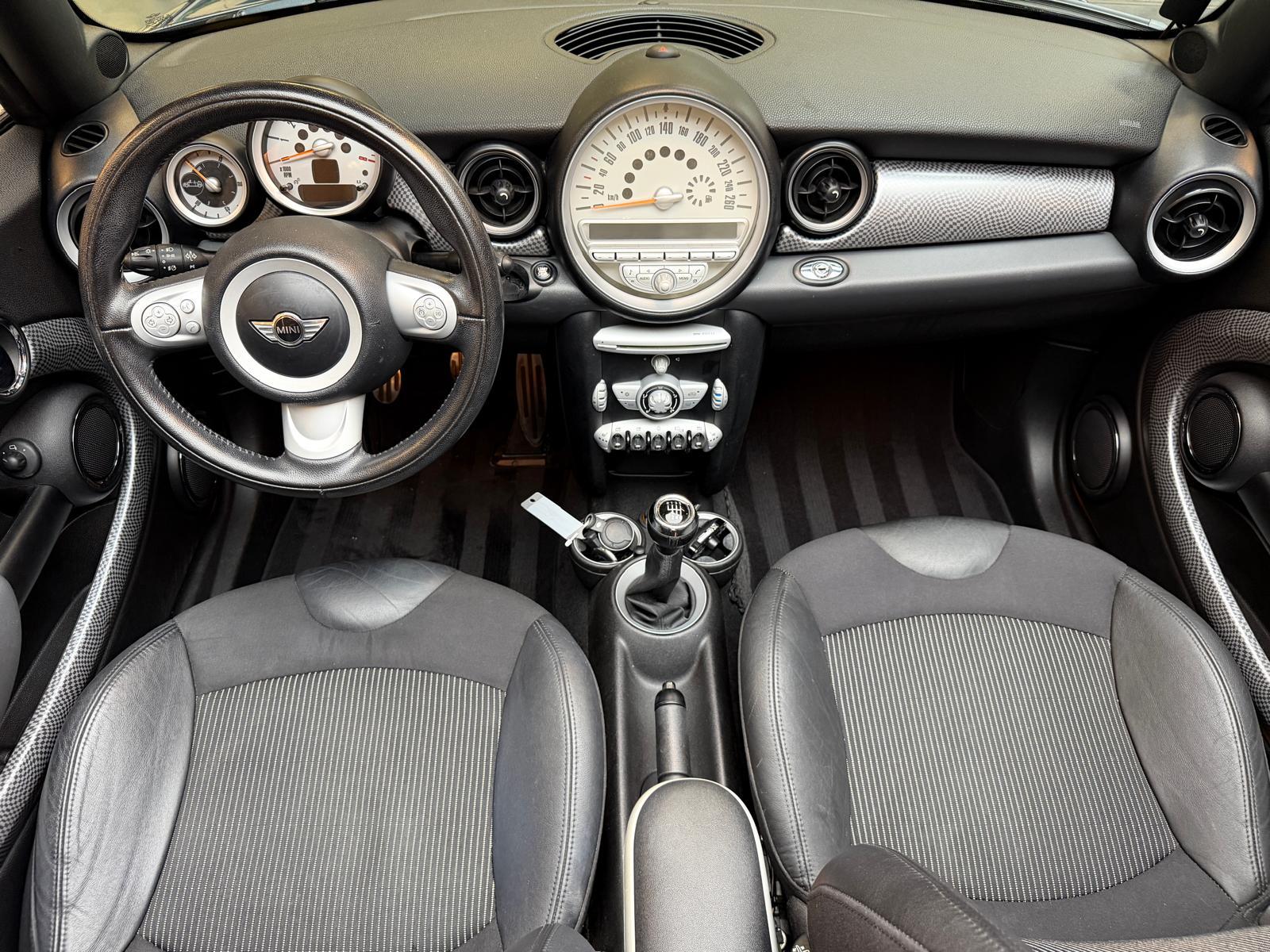 MINI Cabrio R57 1.6i Cooper S-image-10