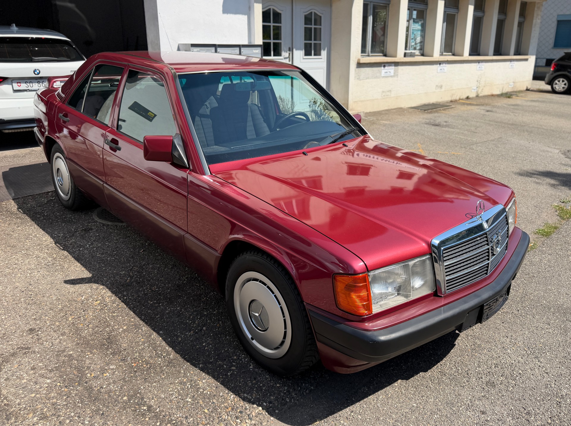 MERCEDES-BENZ 190 E 2.3 *auf Wunsch Veteran*-image-3