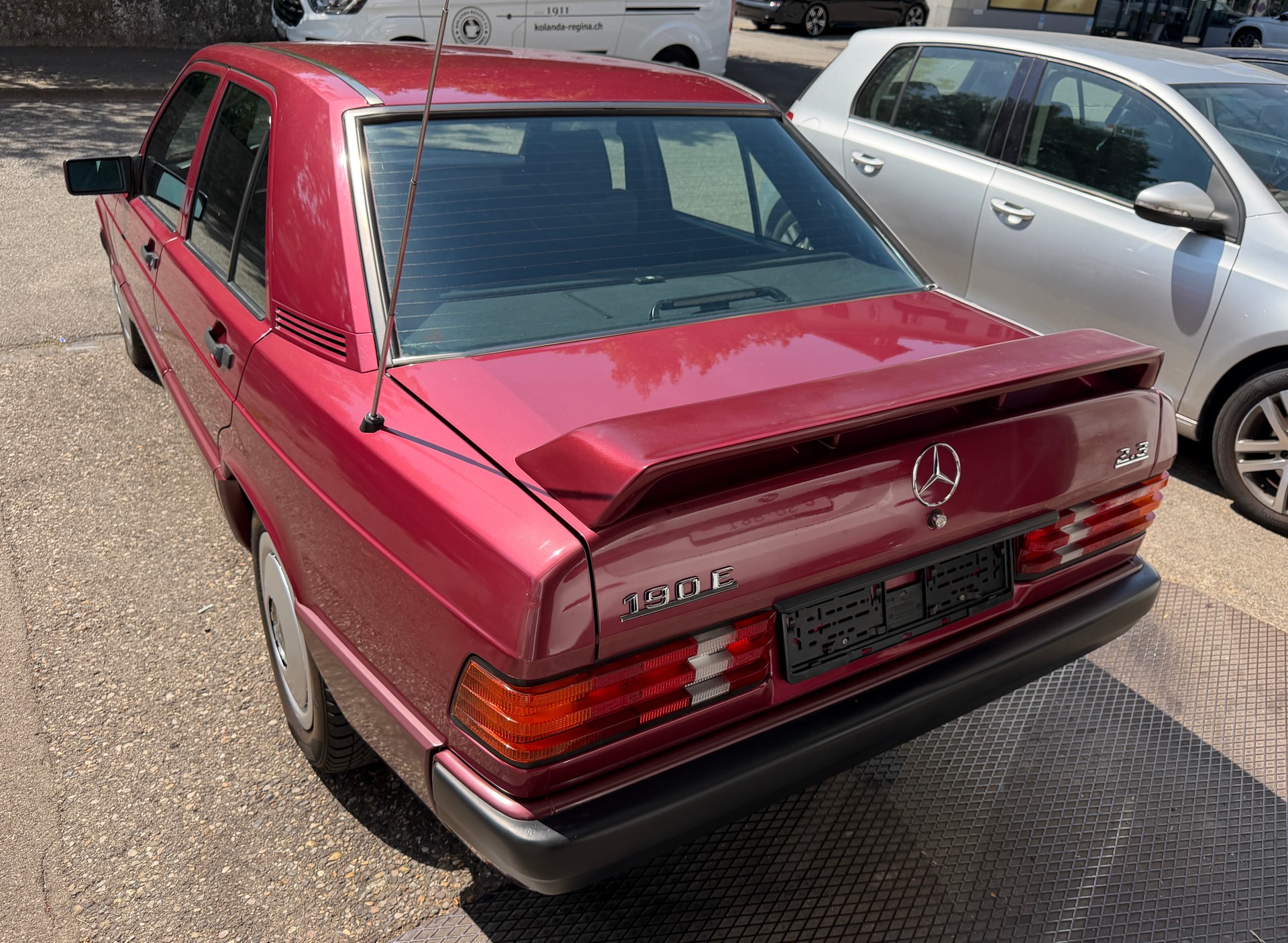 MERCEDES-BENZ 190 E 2.3 *auf Wunsch Veteran*-image-1