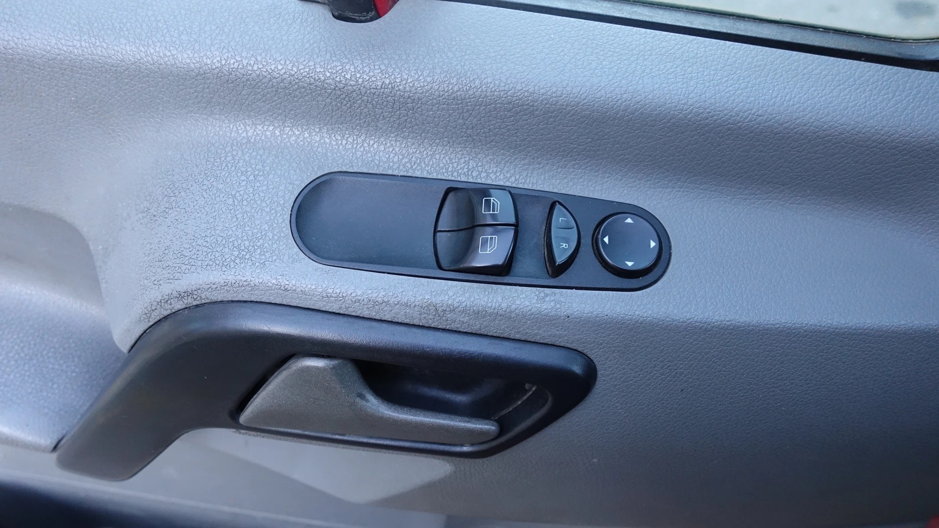 MERCEDES-BENZ Sprinter 316 CDI Standard 7G-Tronic-image-8