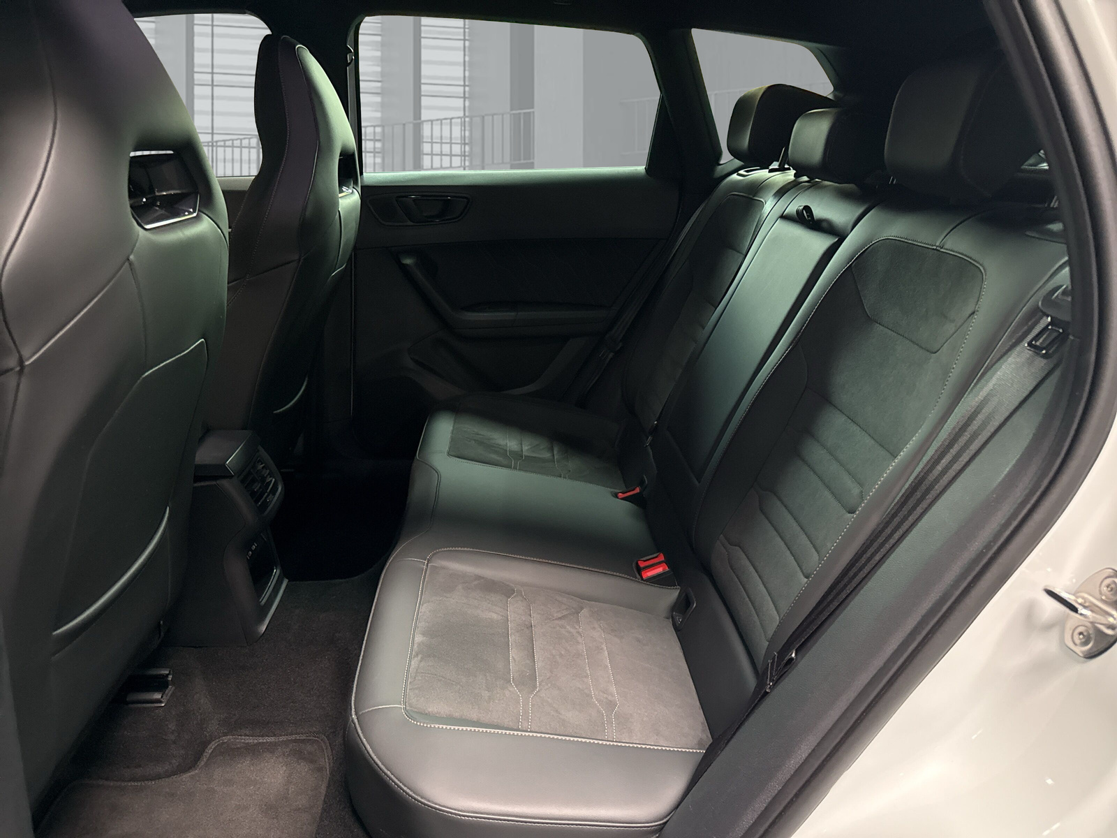 CUPRA Ateca 2.0TSI VZ 4Drive DSG-image-12