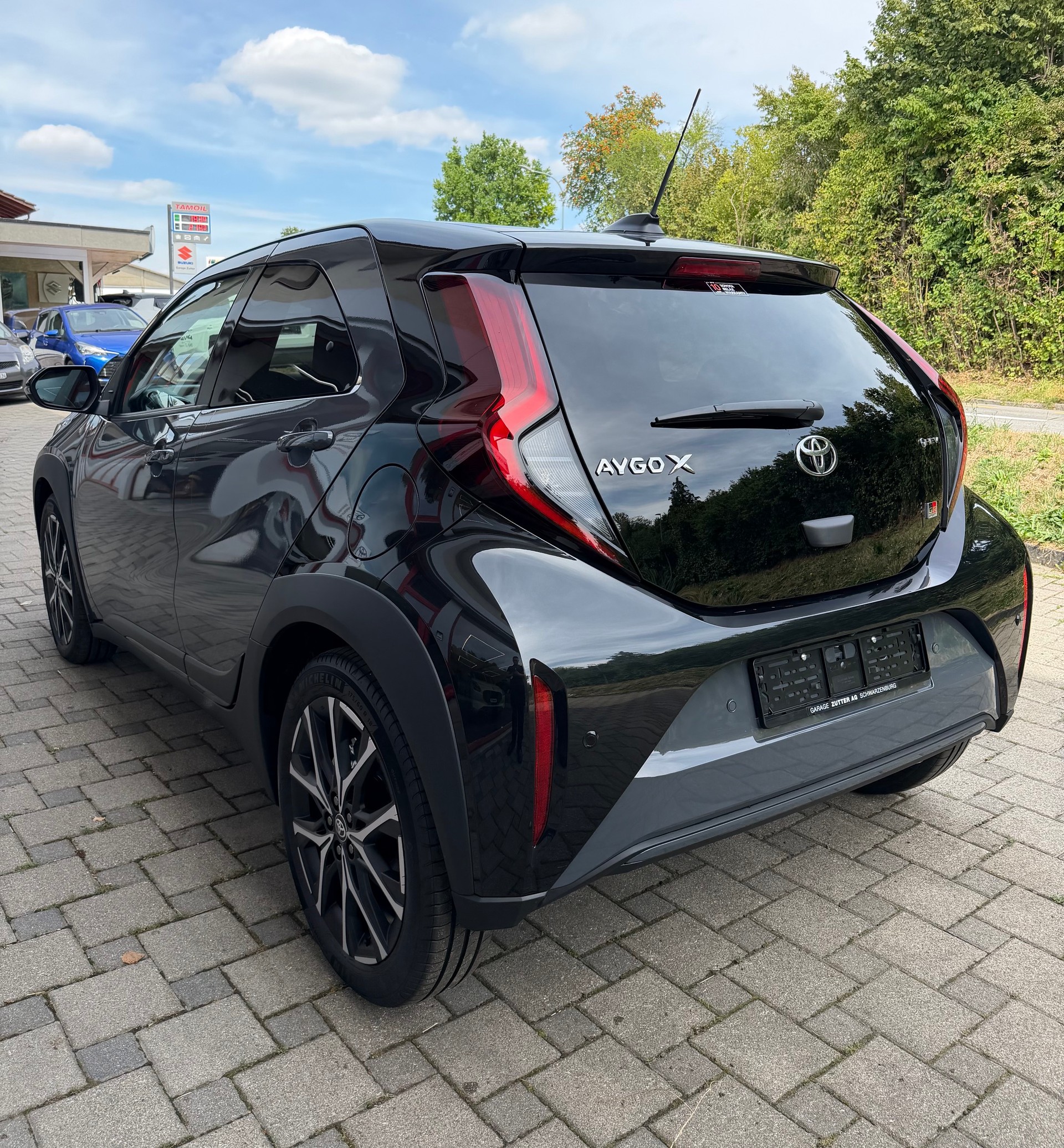 TOYOTA Aygo X 1.5 GR Sport e-CVT-image-3