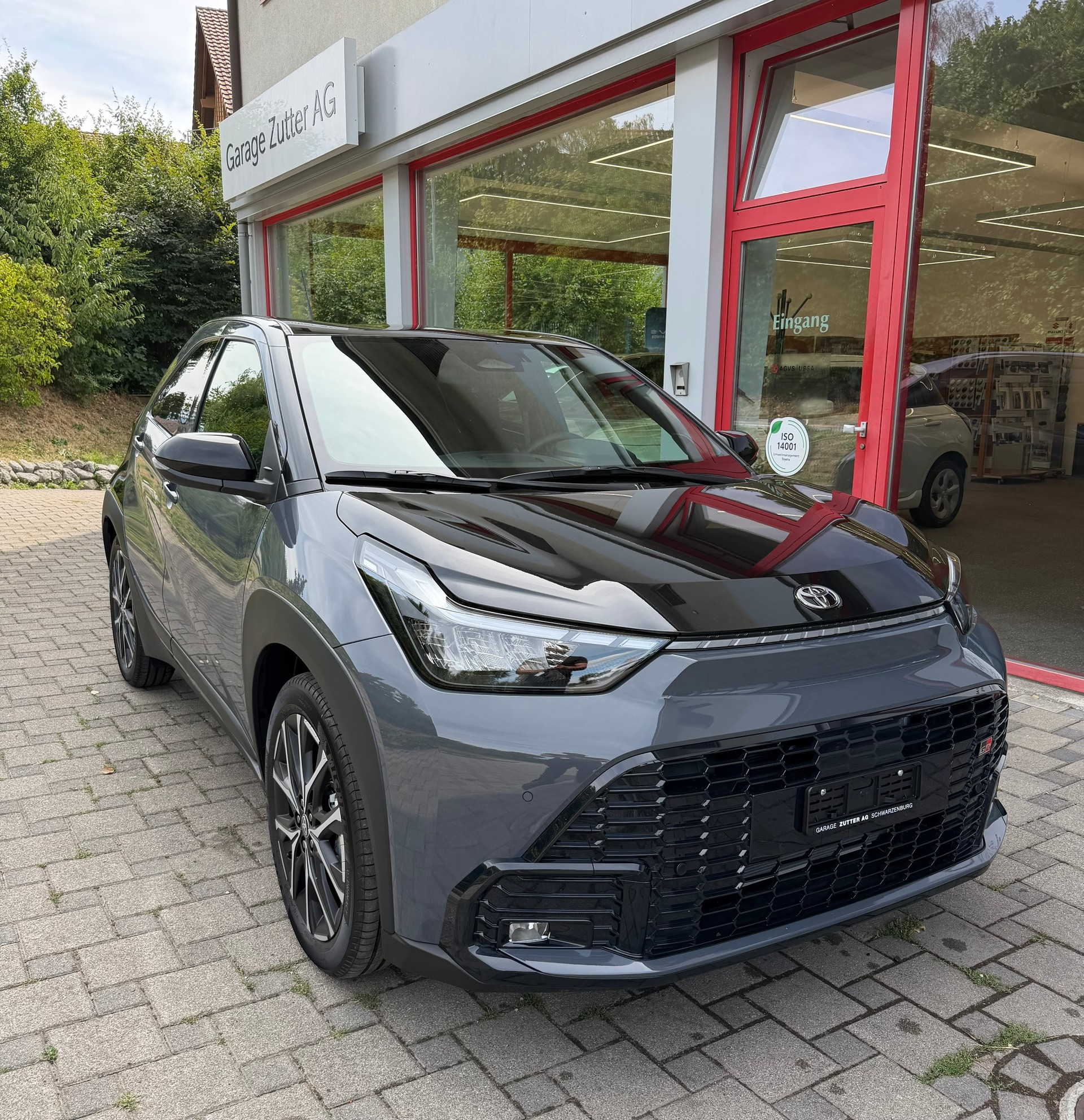 TOYOTA Aygo X 1.5 GR Sport e-CVT-image-1
