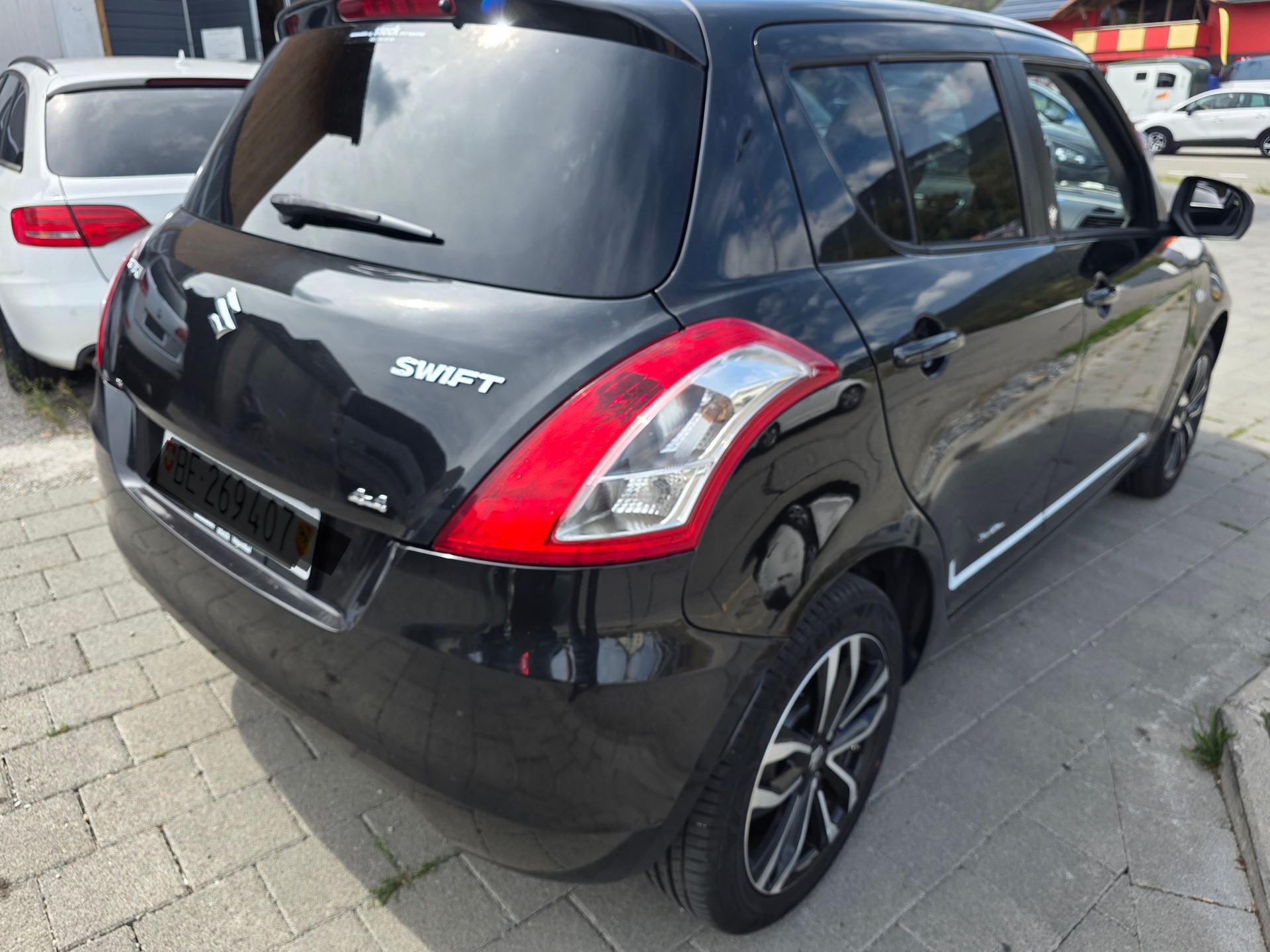 SUZUKI Swift 1.2i 16V Sergio Cellano 4x4-image-1