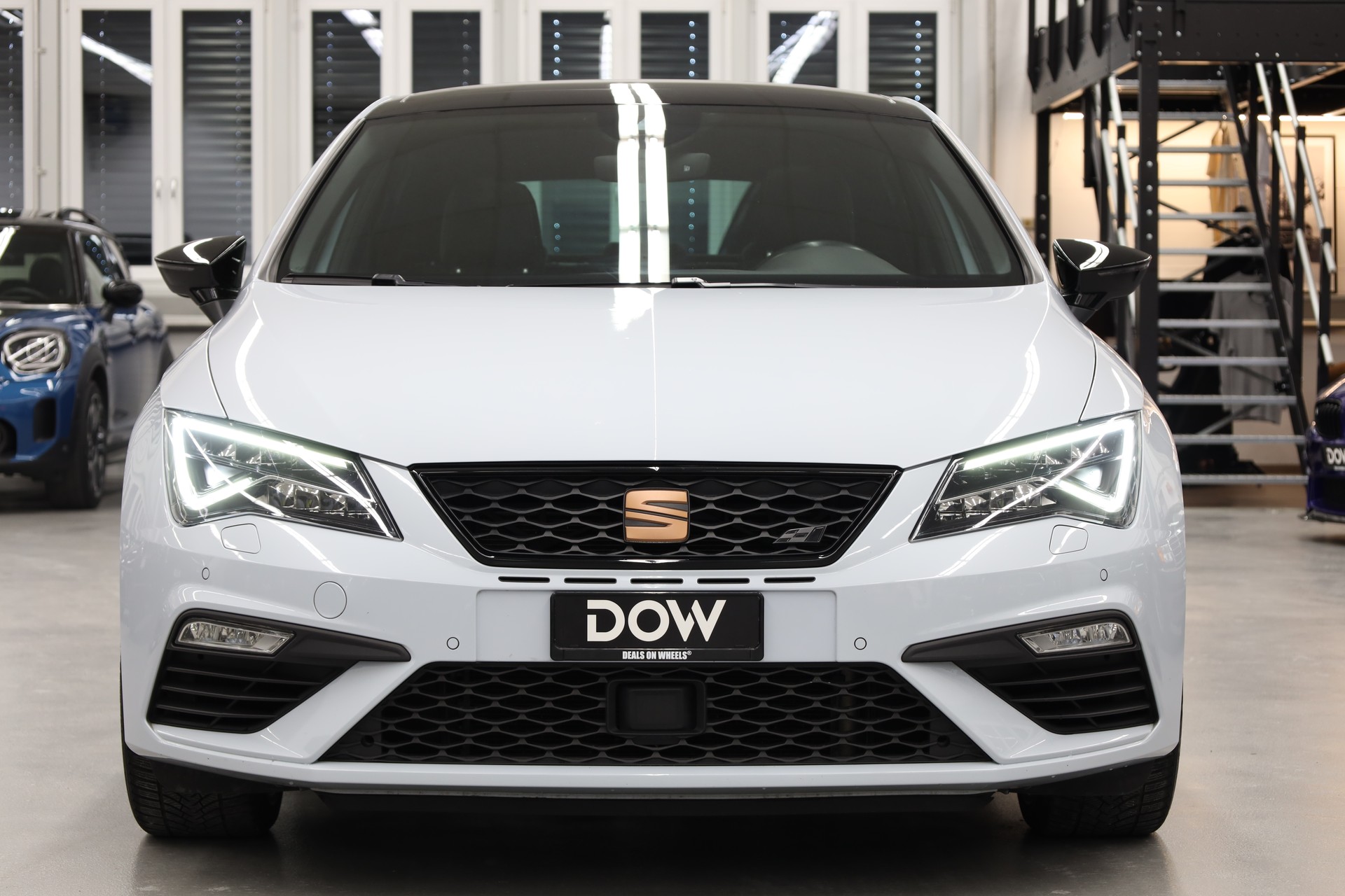 SEAT Leon 2.0 TSI 290 Cupra DSG-showroom-element-3