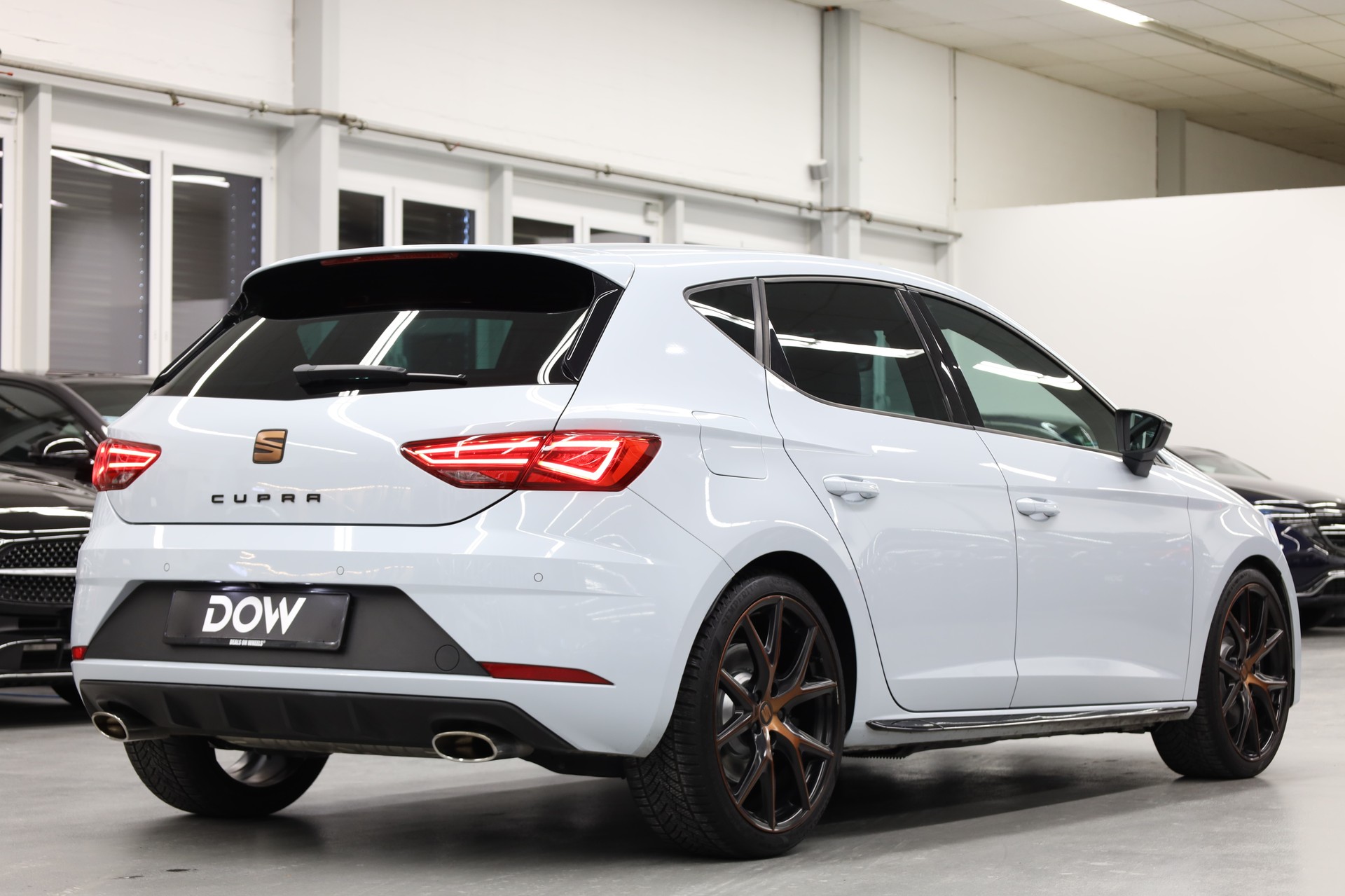 SEAT Leon 2.0 TSI 290 Cupra DSG-image-5