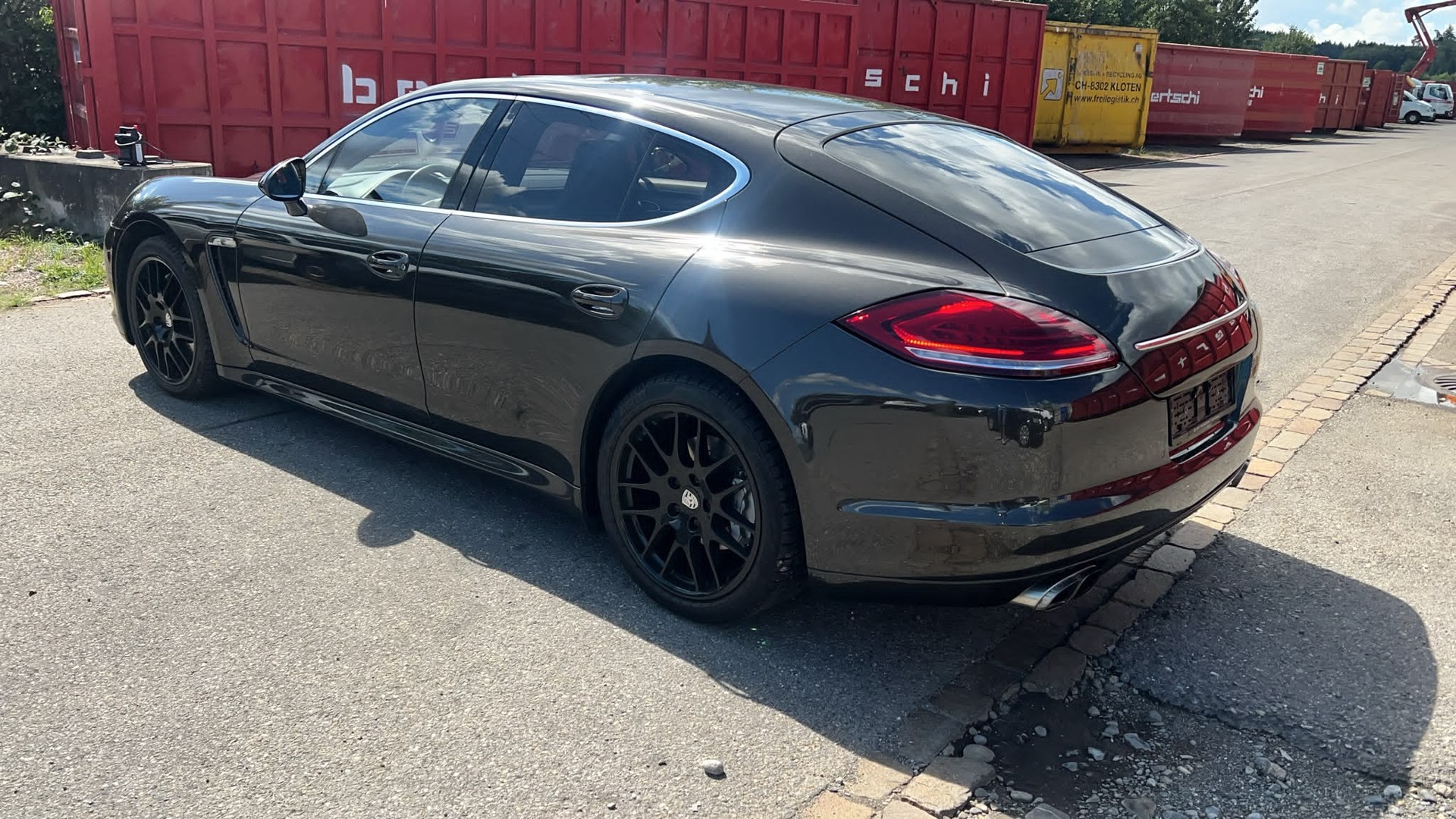 PORSCHE 4S-image-5