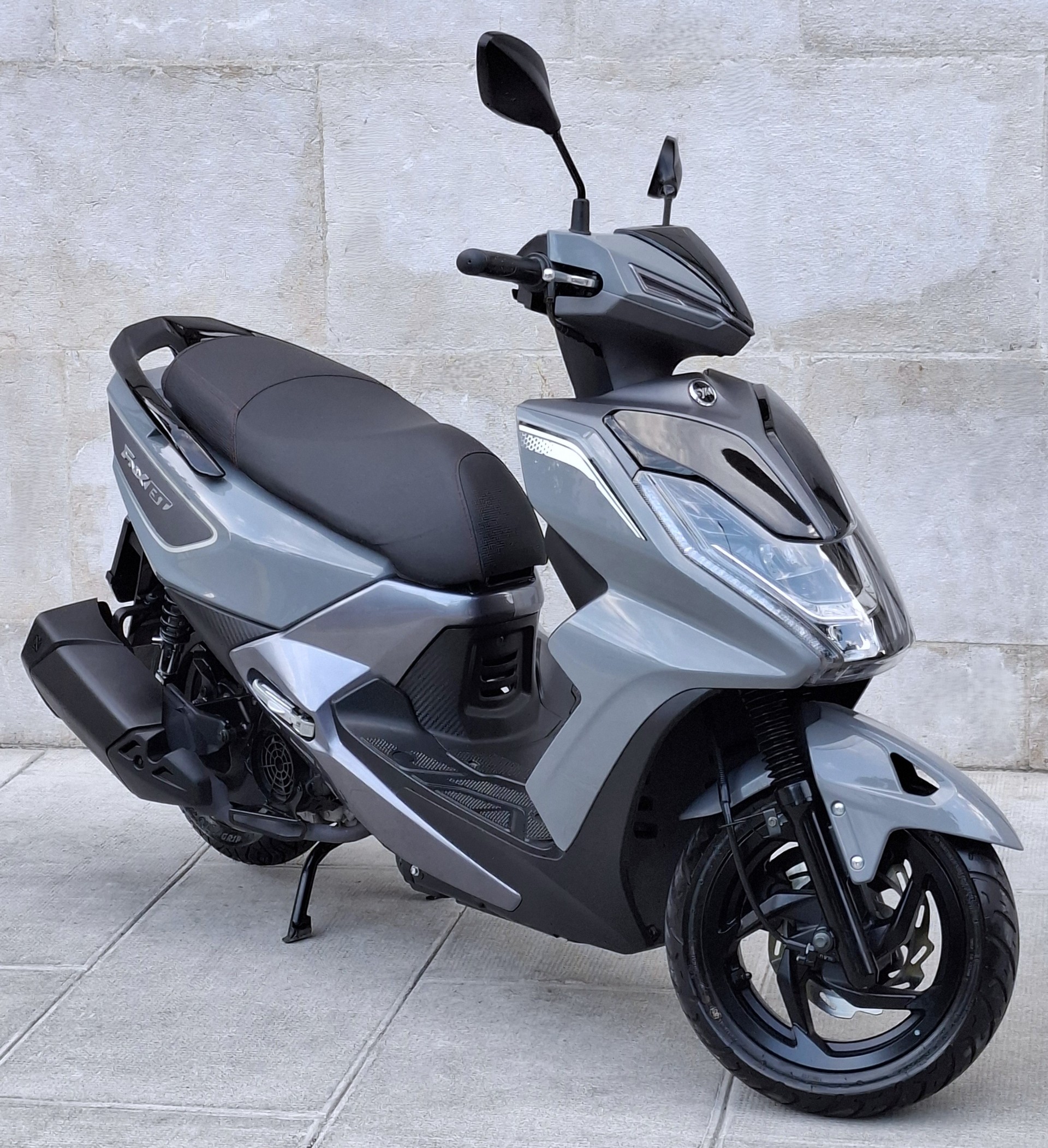 SYM FNX 125-showroom-element-1