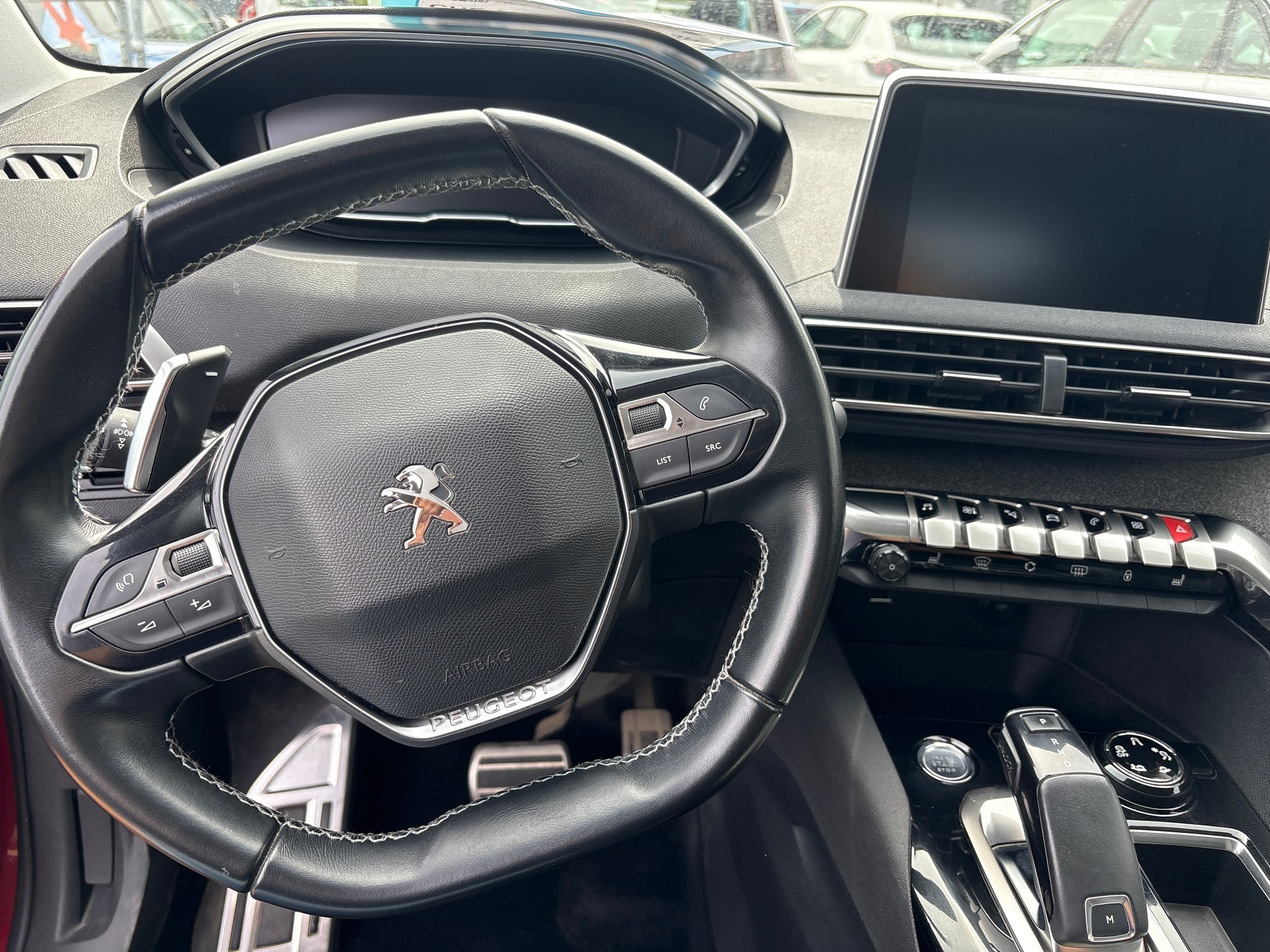 PEUGEOT 3008 1.6 THP Allure EAT-image-11