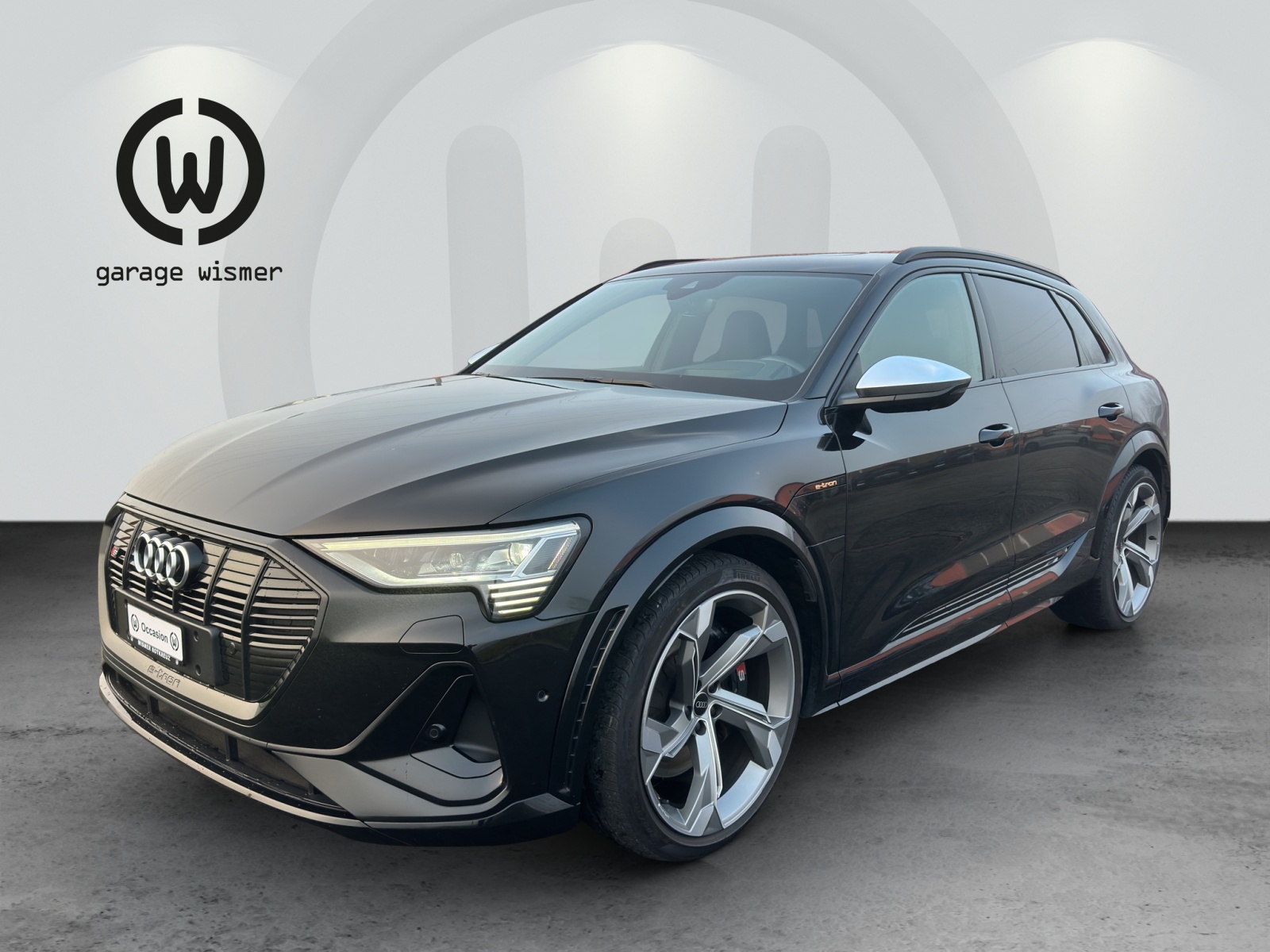 AUDI e-tron S quattro