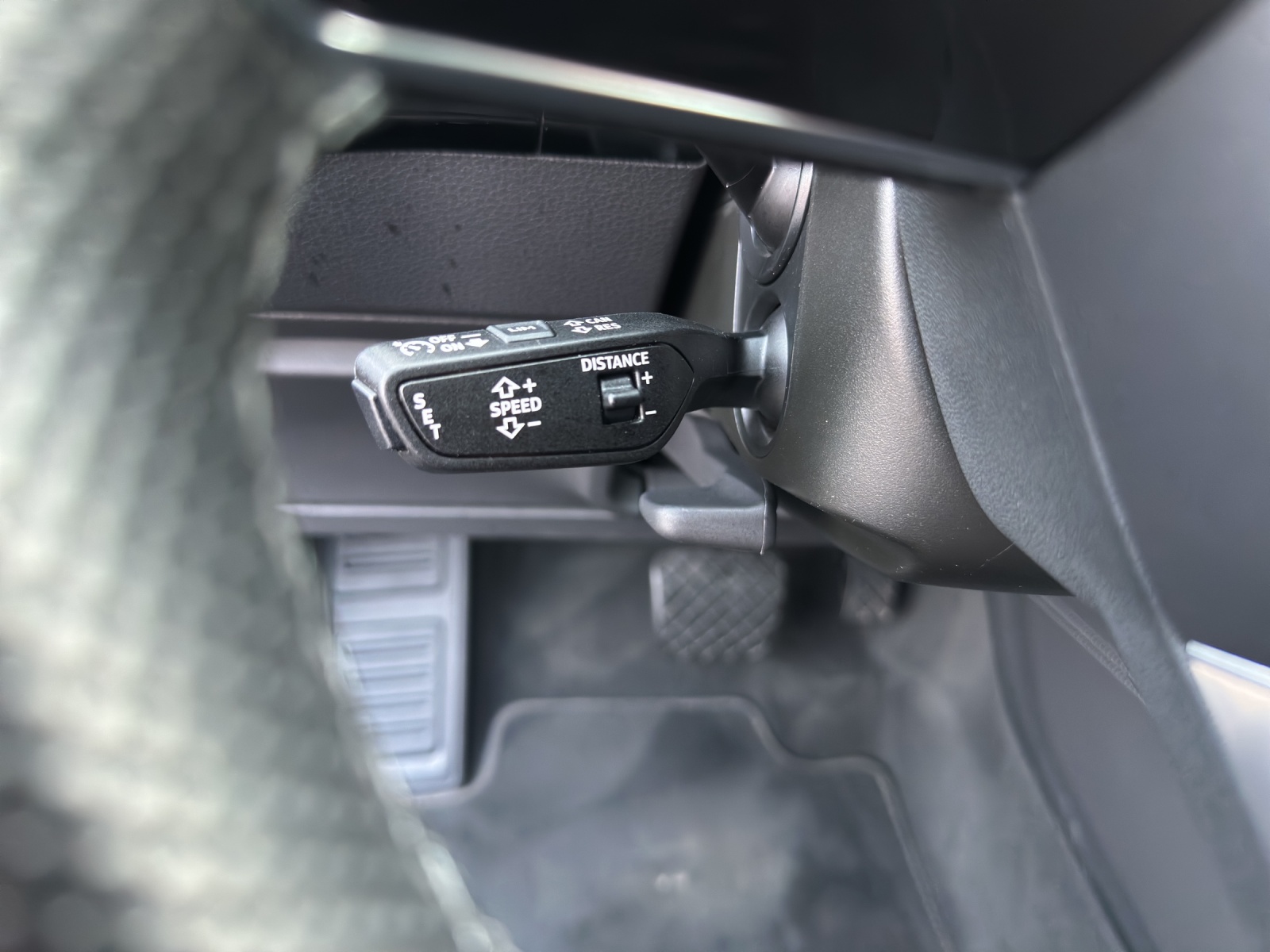 AUDI e-tron S quattro-image-20