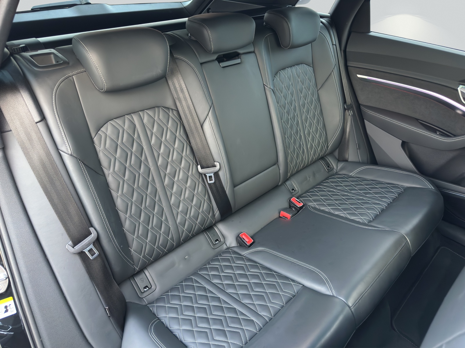 AUDI e-tron S quattro-image-8