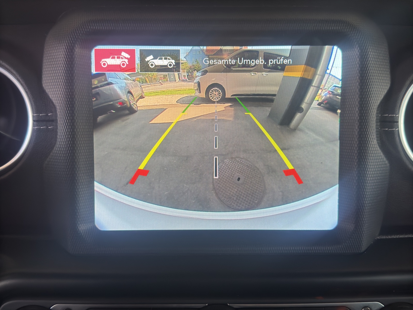JEEP Wrangler 2.0 Turbo Sahara Unlimited 4xe-image-11