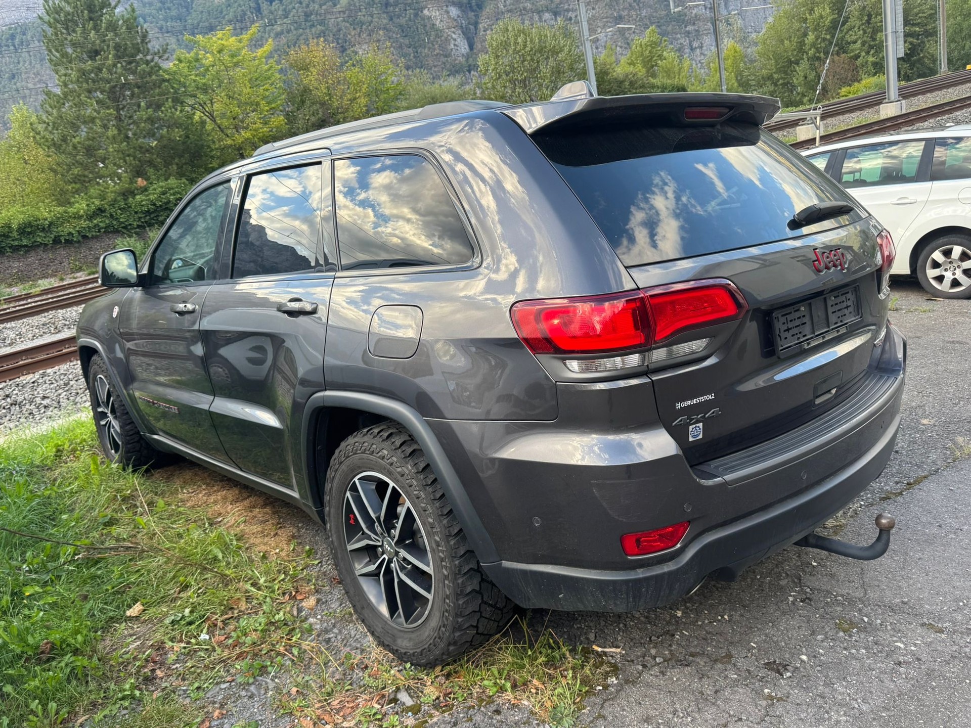 JEEP Grand Cherokee 3.0 CRD Trailhawk Automatic-image-2