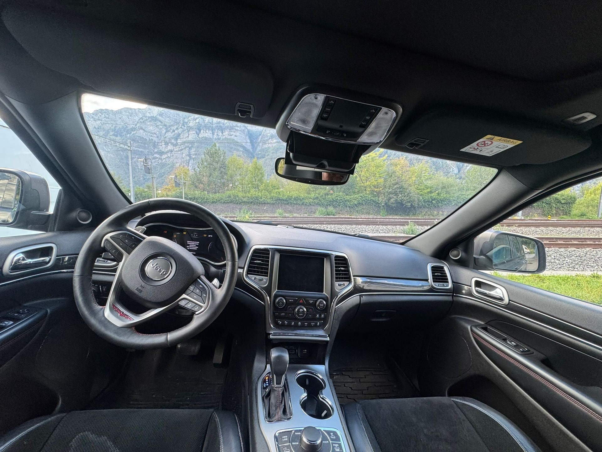 JEEP Grand Cherokee 3.0 CRD Trailhawk Automatic-image-13