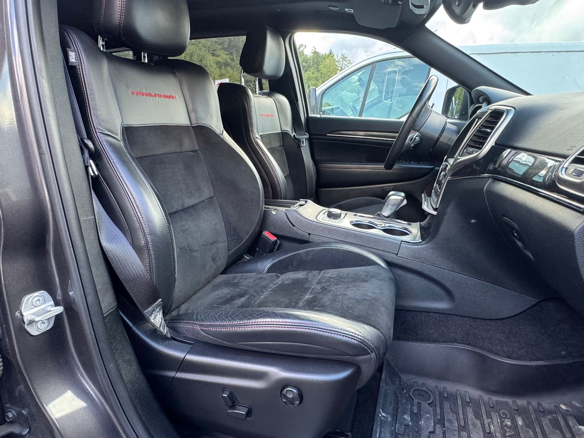JEEP Grand Cherokee 3.0 CRD Trailhawk Automatic-image-11