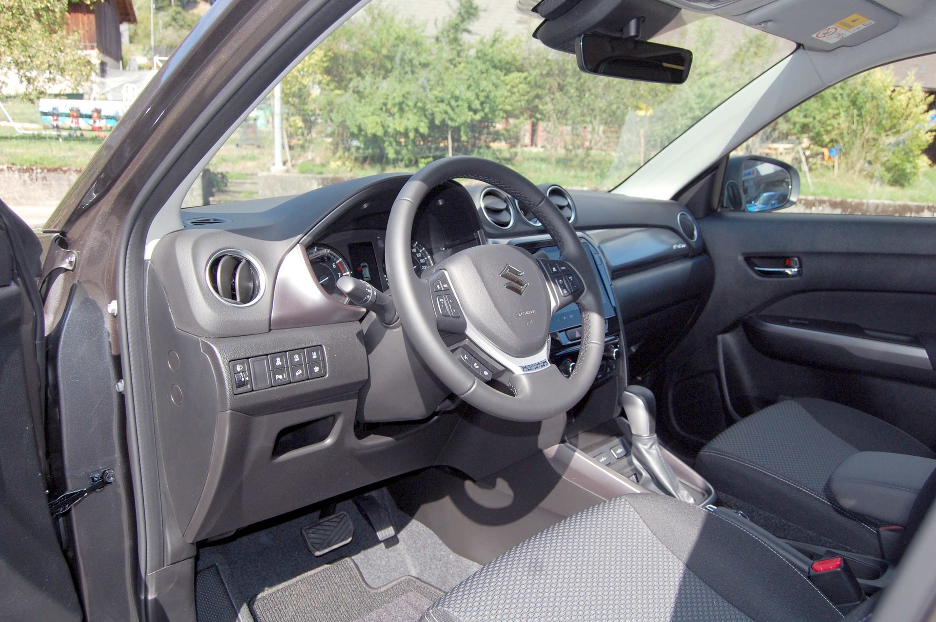 SUZUKI Vitara 1.4 Boosterjet Piz Sulai 4x4 Hybrid-image-12