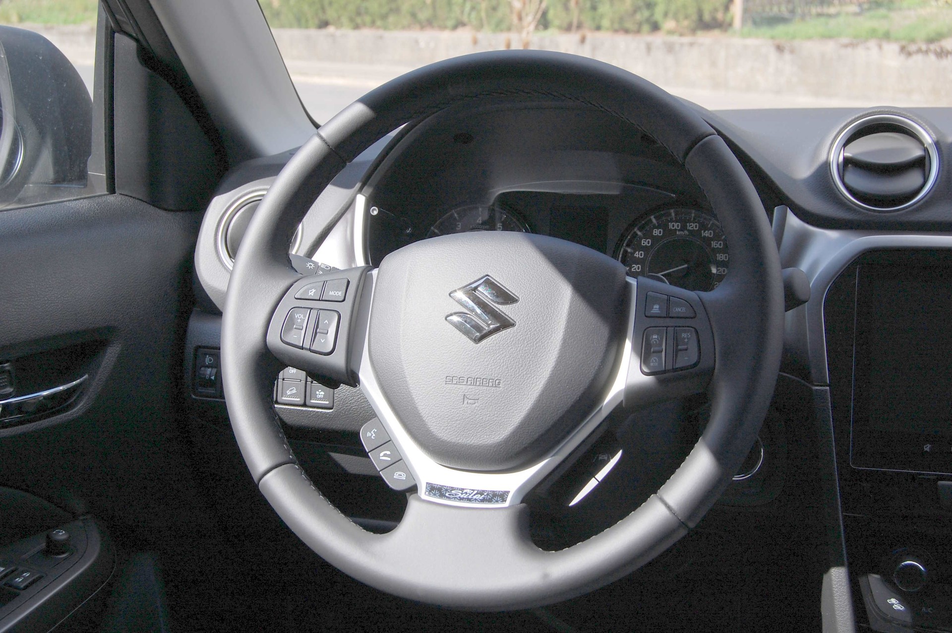 SUZUKI Vitara 1.4 Boosterjet Piz Sulai 4x4 Hybrid-image-11