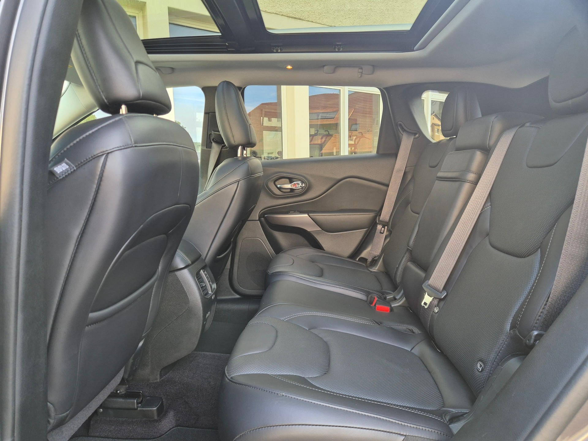 JEEP Cherokee 2.2MJ Limited AWD Drive I 9ATX-image-10