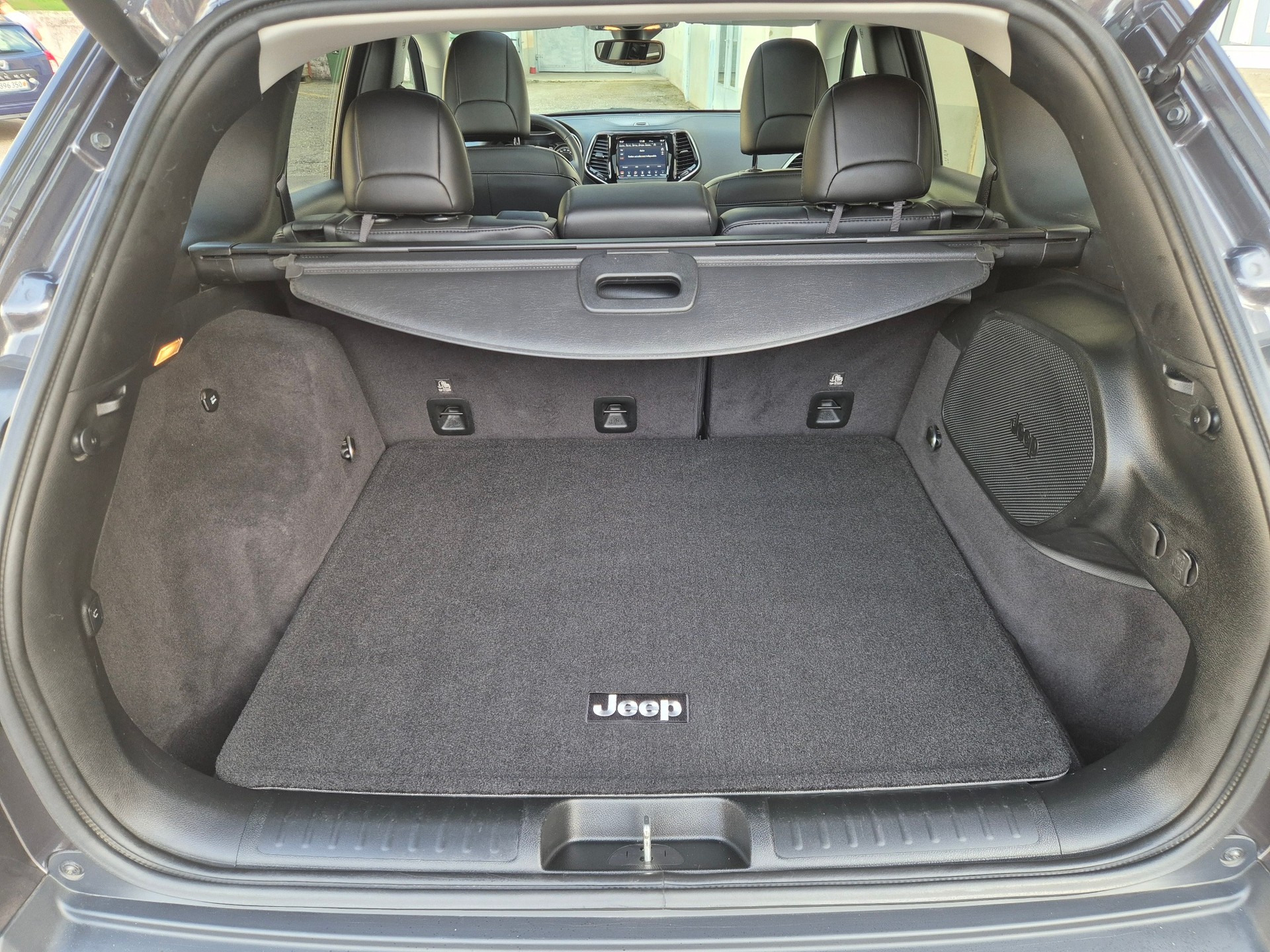 JEEP Cherokee 2.2MJ Limited AWD Drive I 9ATX-image-12