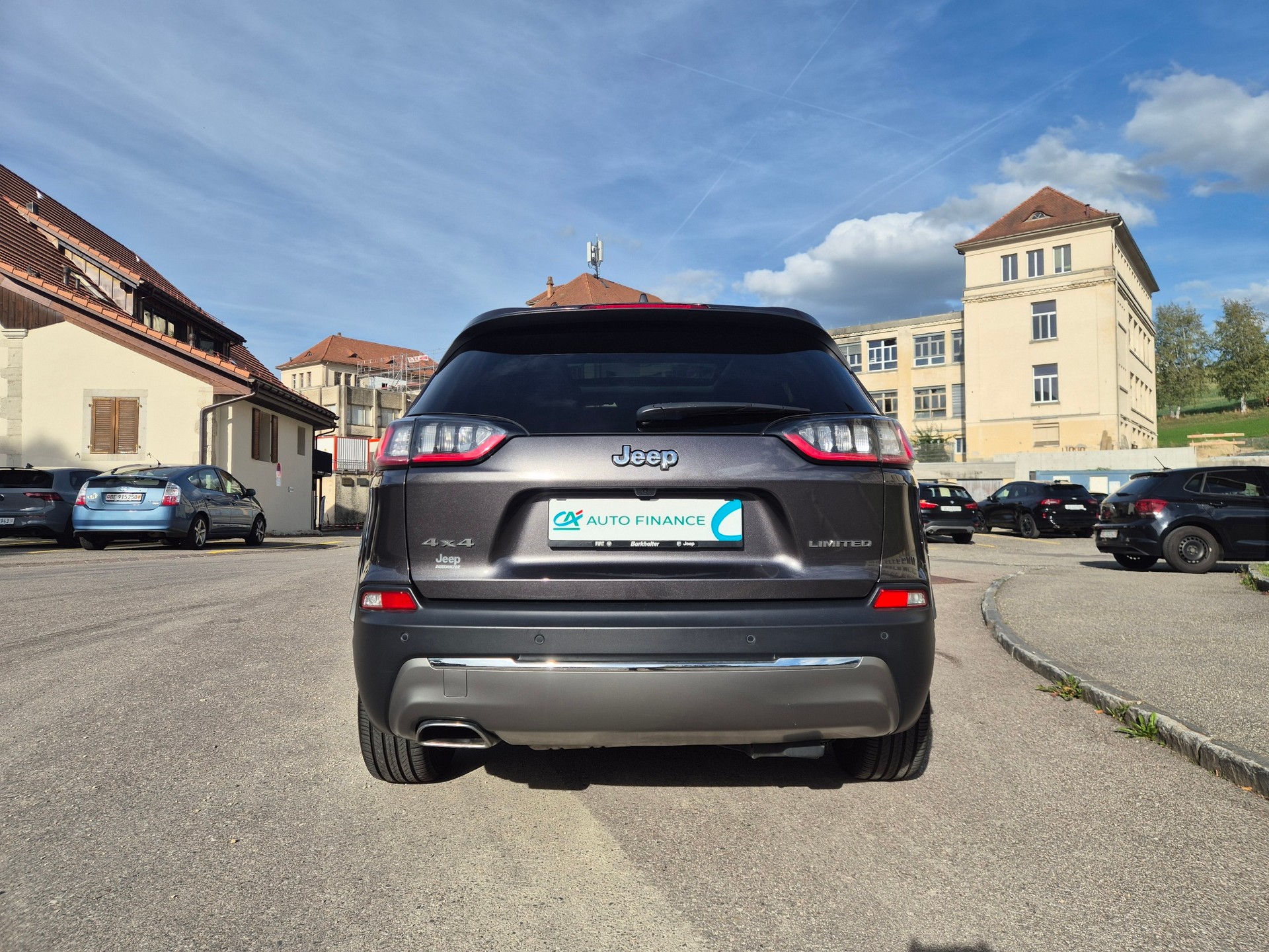 JEEP Cherokee 2.2MJ Limited AWD Drive I 9ATX-showroom-element-3