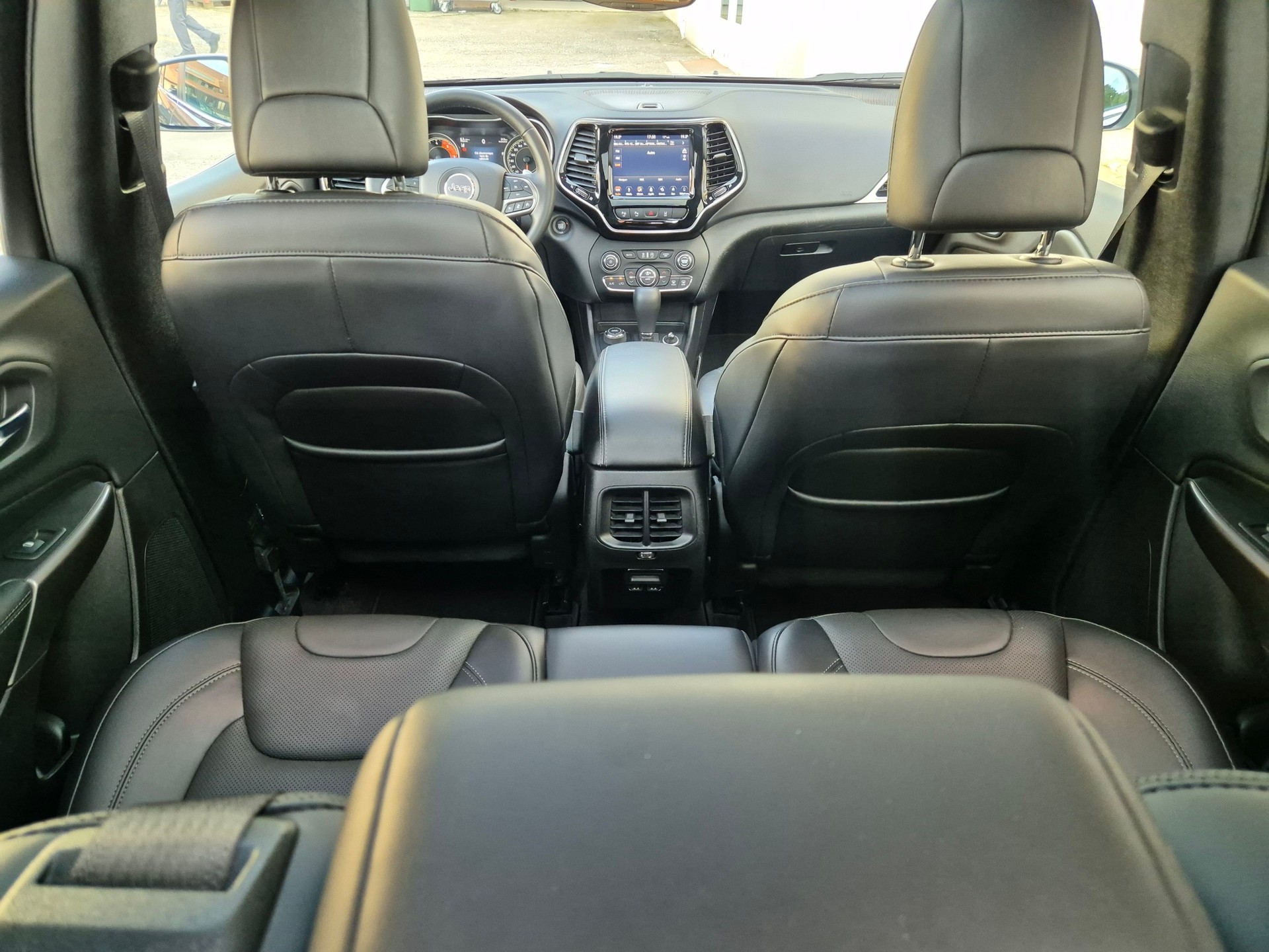 JEEP Cherokee 2.2MJ Limited AWD Drive I 9ATX-image-11
