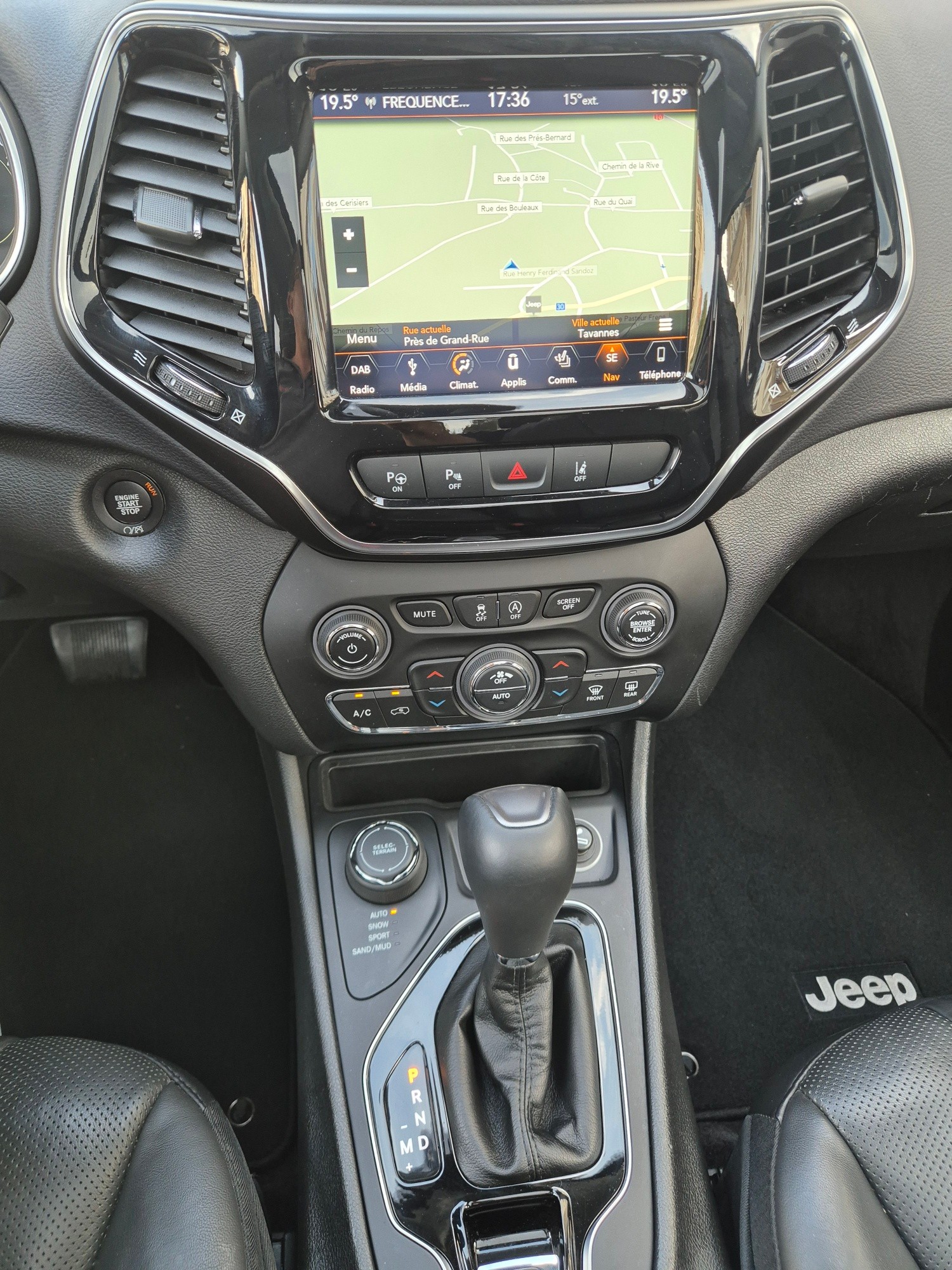 JEEP Cherokee 2.2MJ Limited AWD Drive I 9ATX-image-15