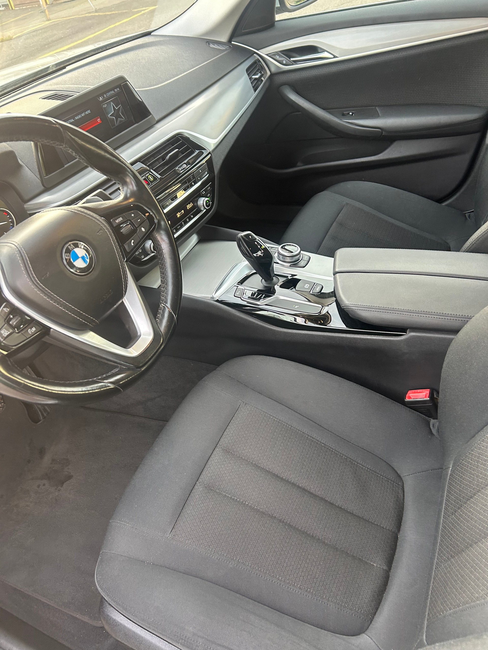 BMW 520d xDrive Steptronic-image-3