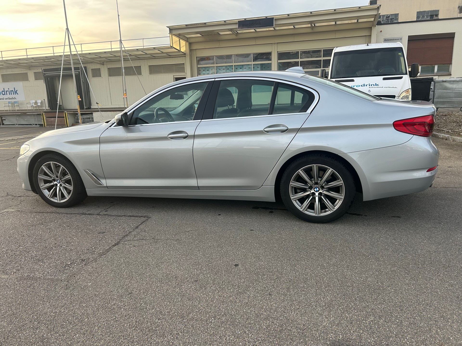 BMW 520d xDrive Steptronic-image-7