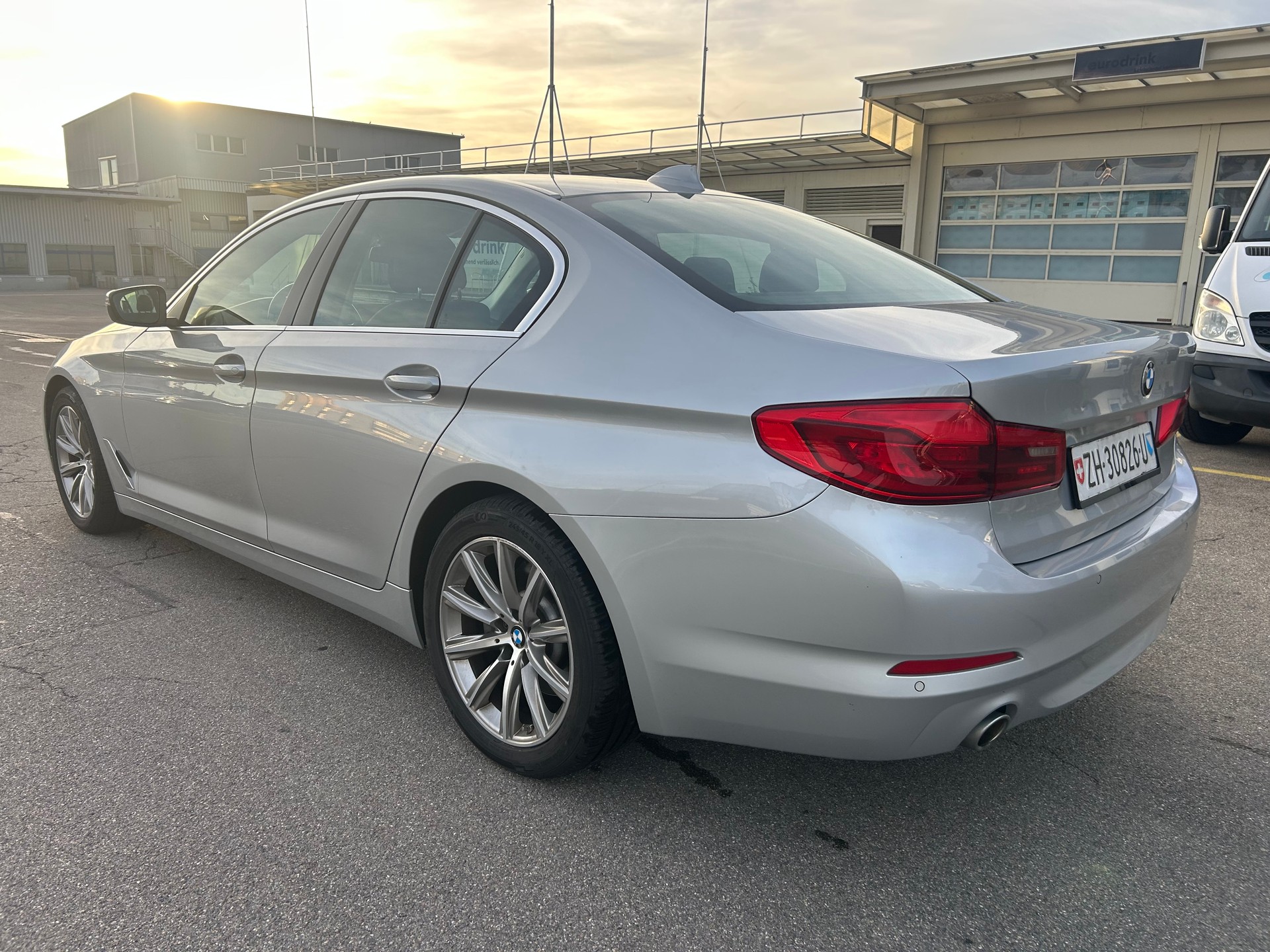 BMW 520d xDrive Steptronic-image-6