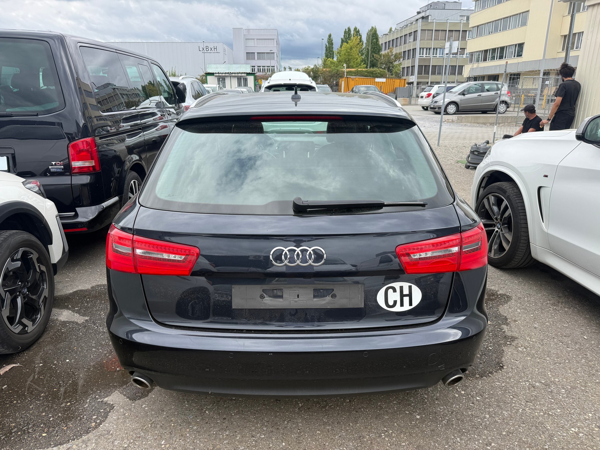 AUDI A6 Avant 3.0 TDI V6 quattro S-tronic-image-5